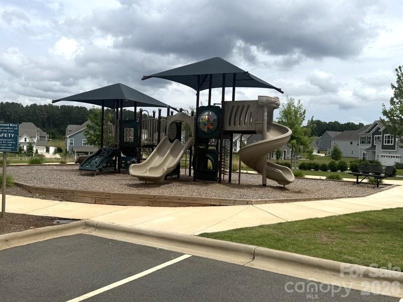 406 Sinaloa Street — Waxhaw