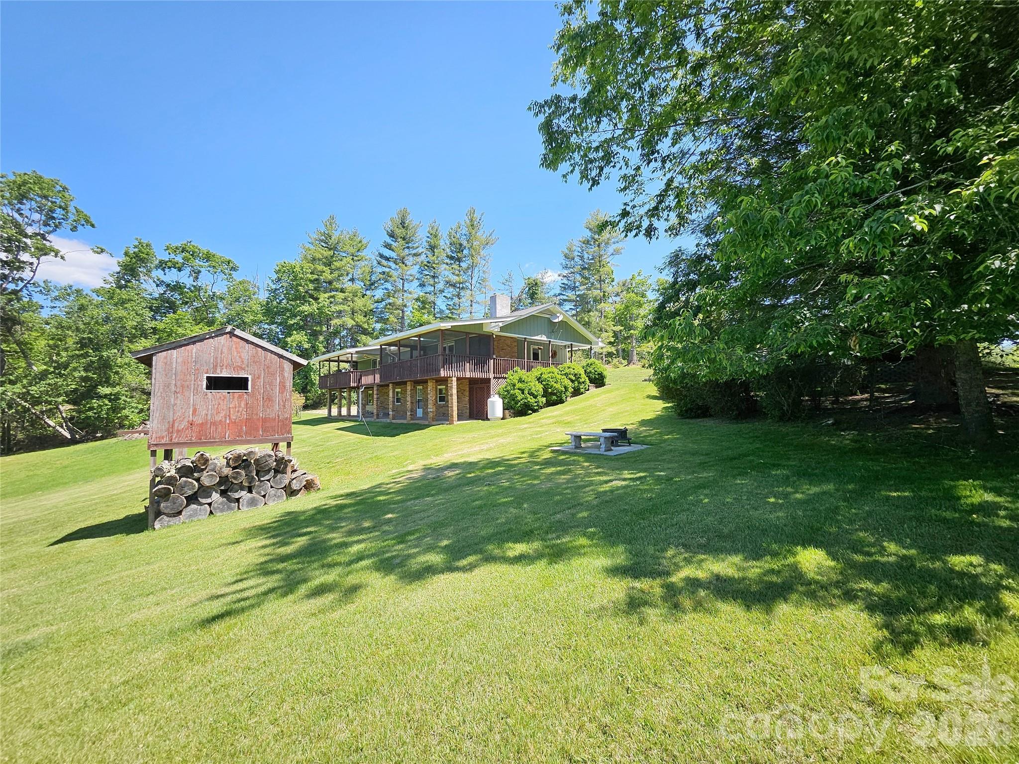 72 Ridgetop Lane — Spruce Pine