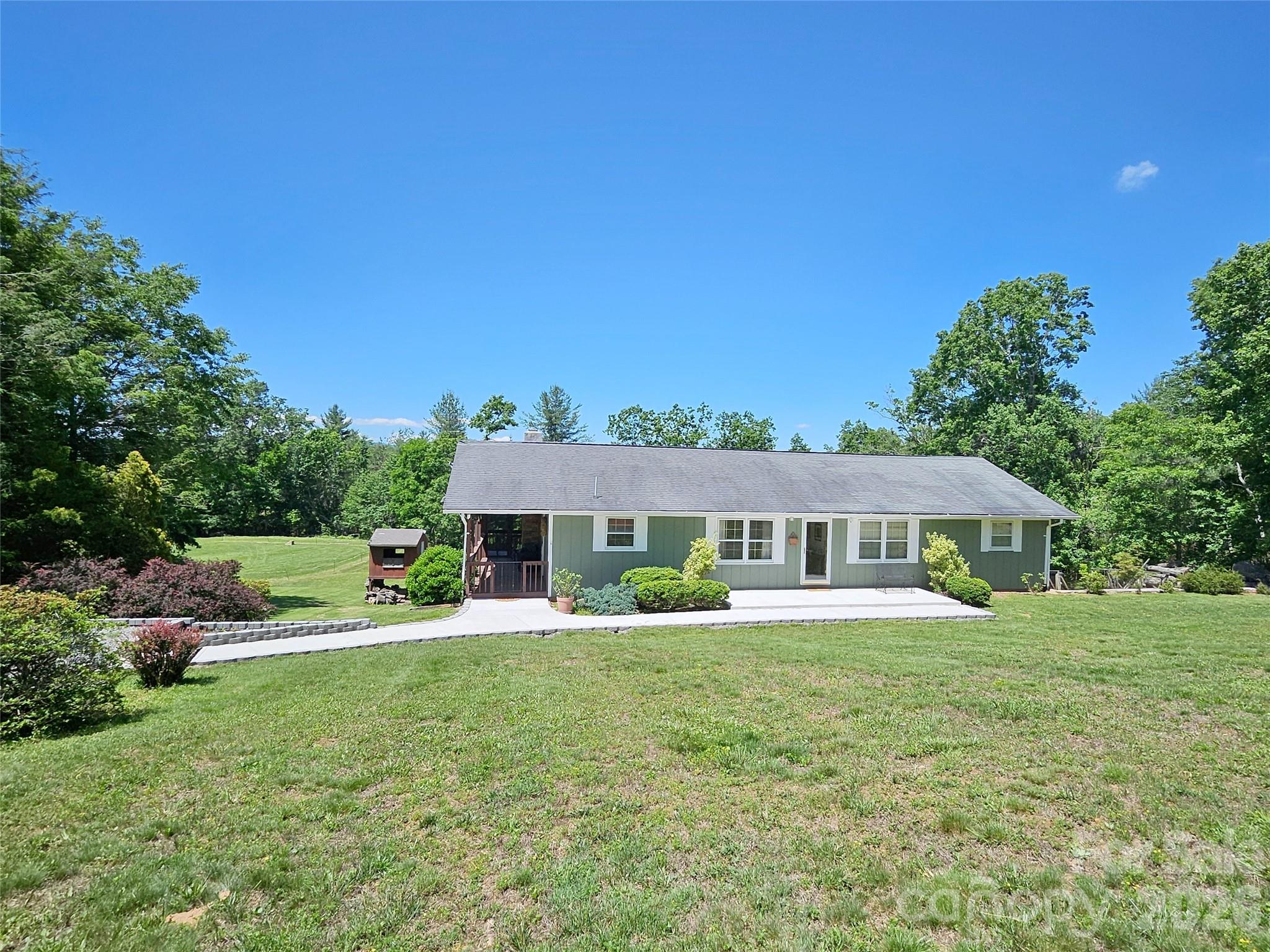 72 Ridgetop Lane — Spruce Pine