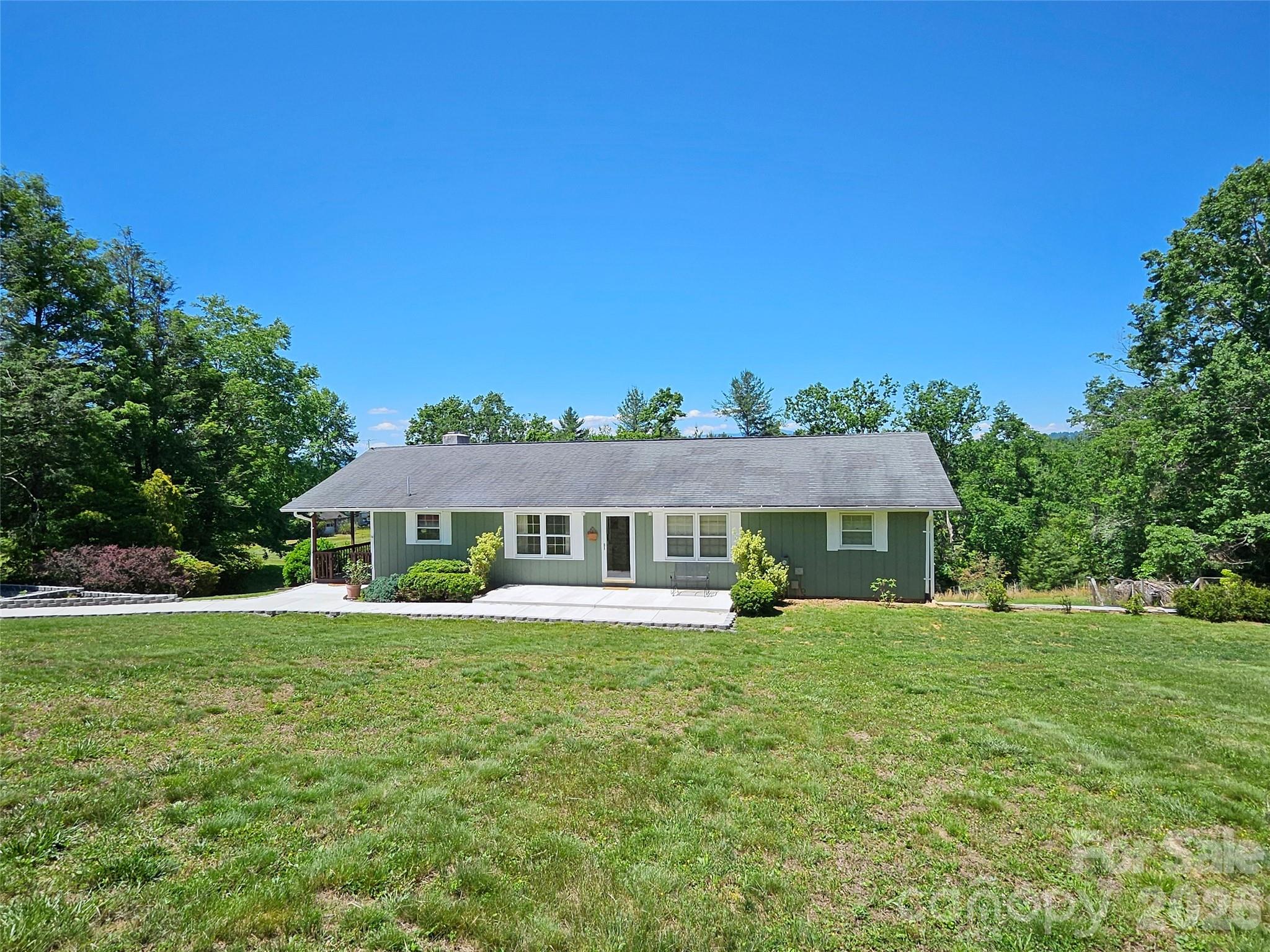 72 Ridgetop Lane — Spruce Pine