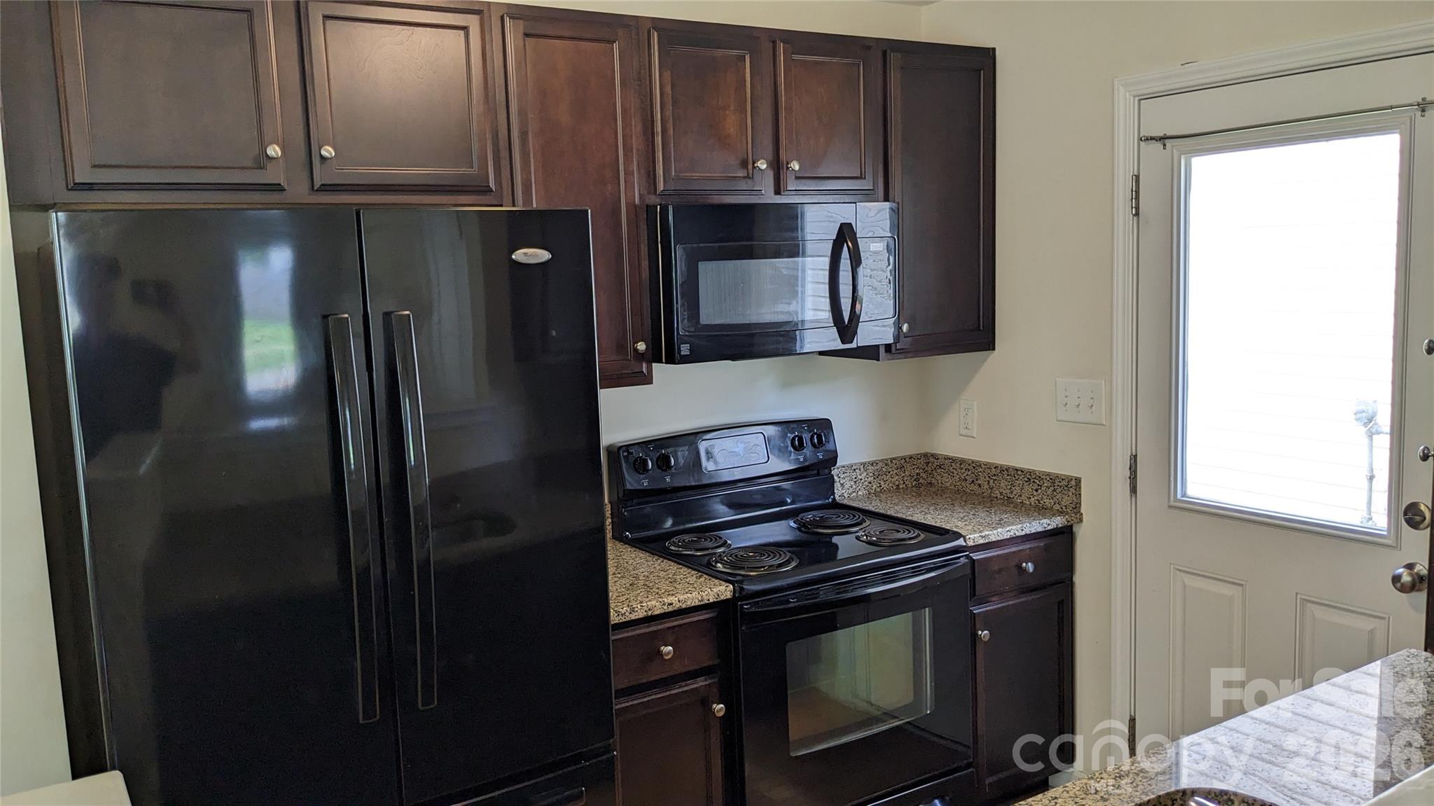 12421 Stumptown Road — Huntersville