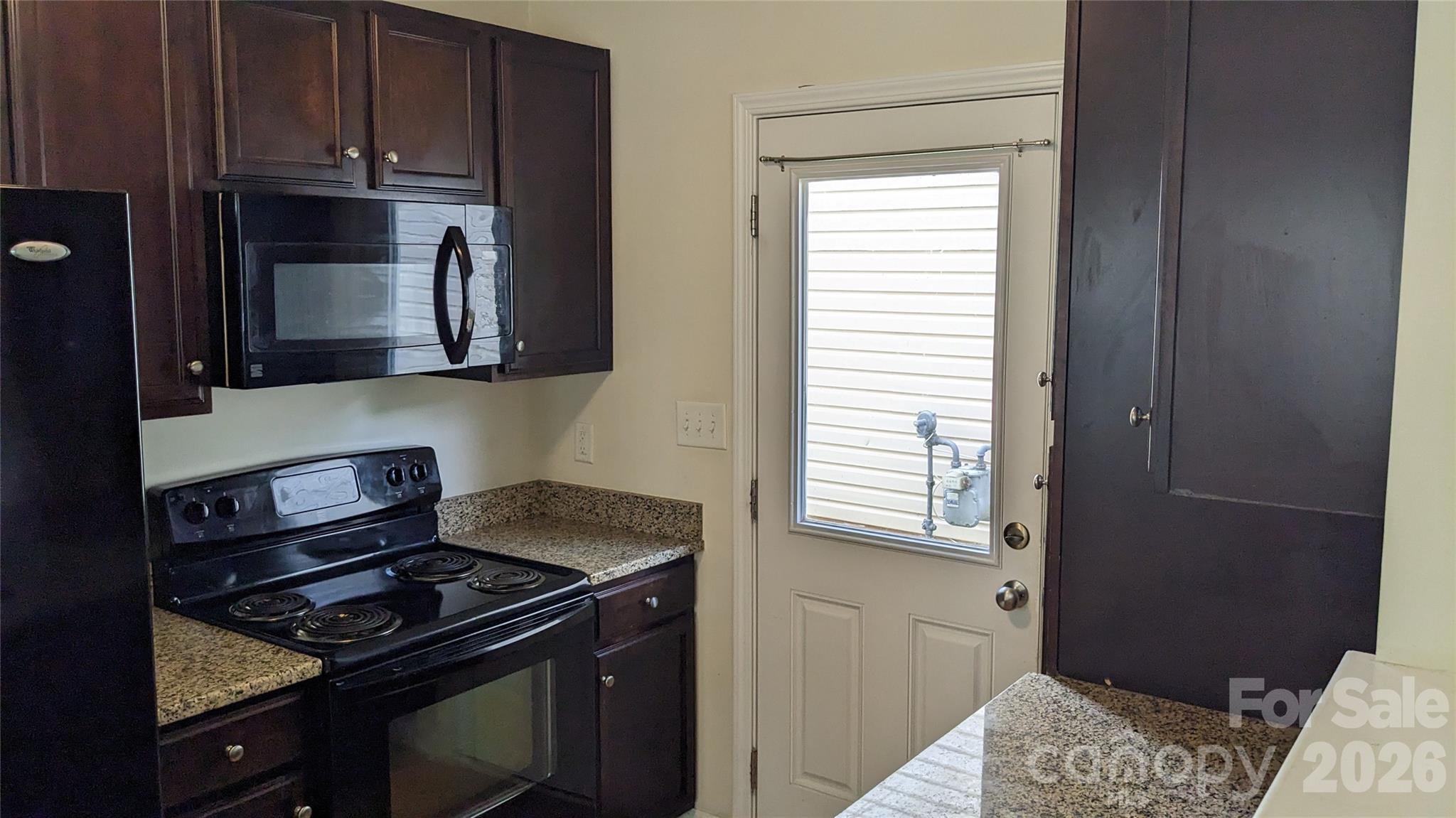 12421 Stumptown Road — Huntersville