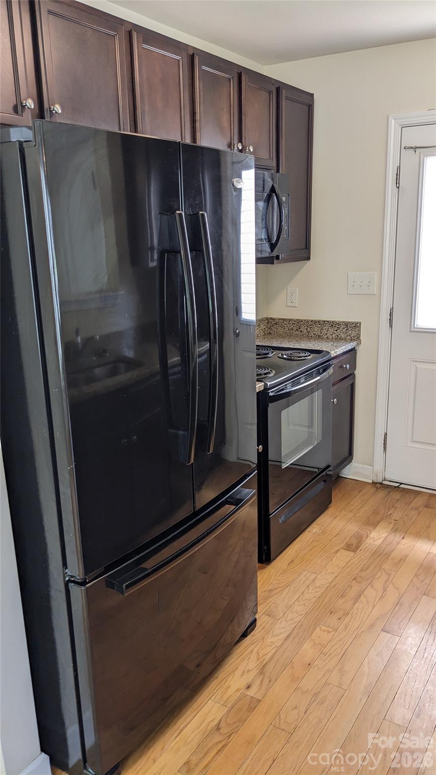 12421 Stumptown Road — Huntersville