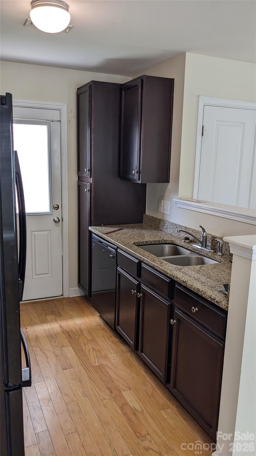 12421 Stumptown Road — Huntersville