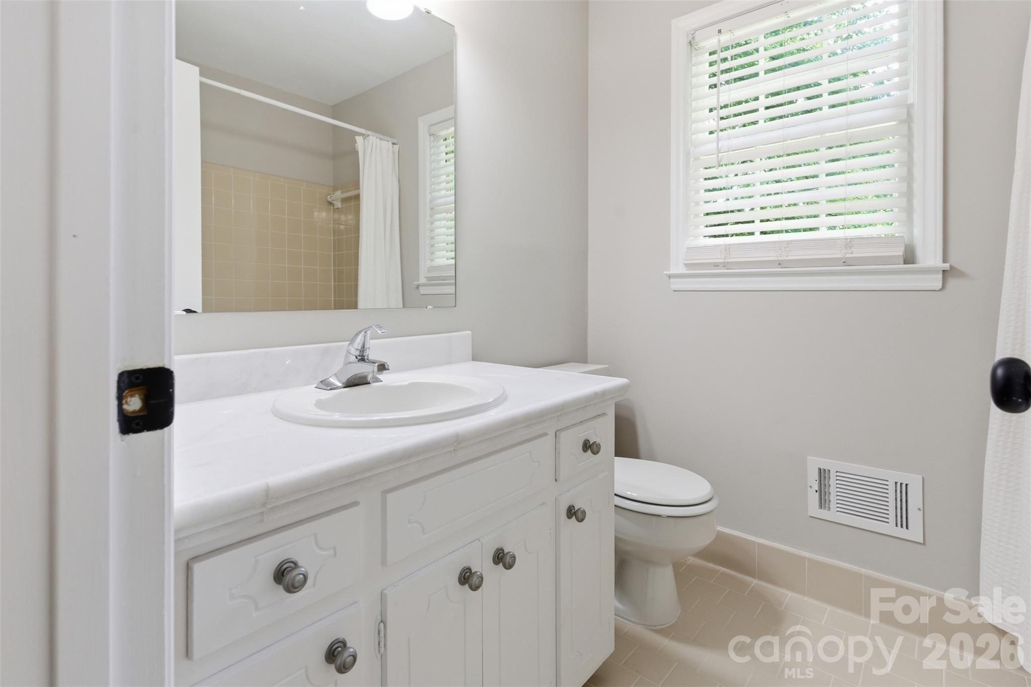 6742 Wild Turkey Lane — Charlotte