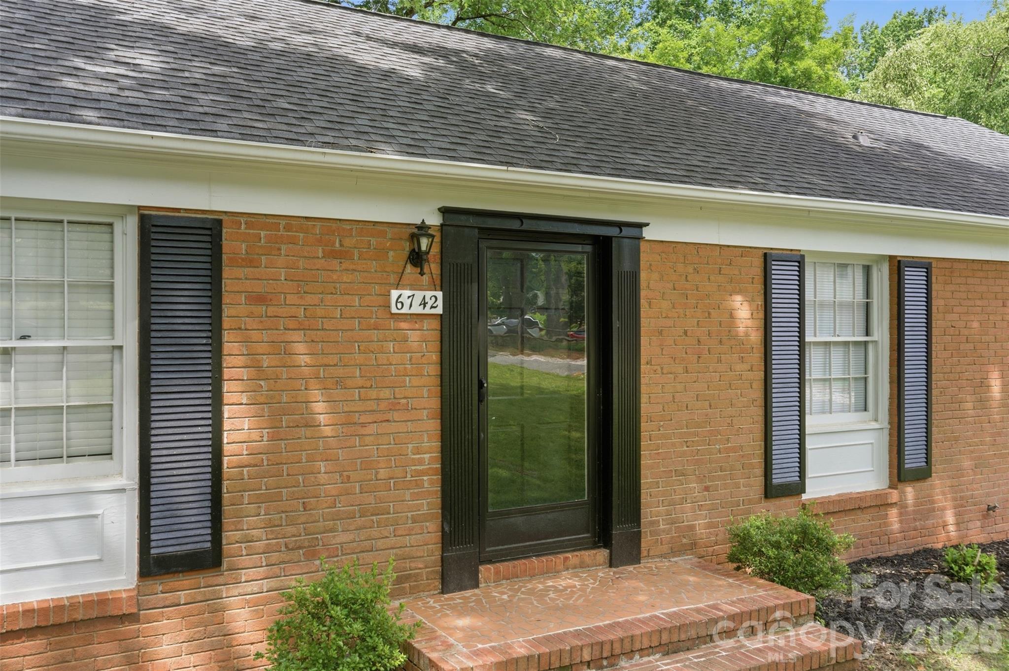 6742 Wild Turkey Lane — Charlotte