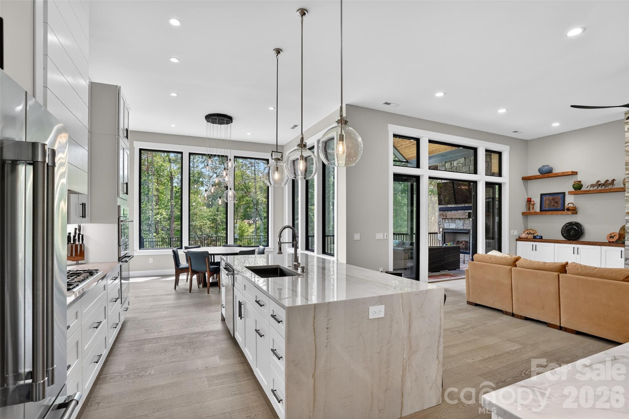 422 Ascension Valley — Horse Shoe