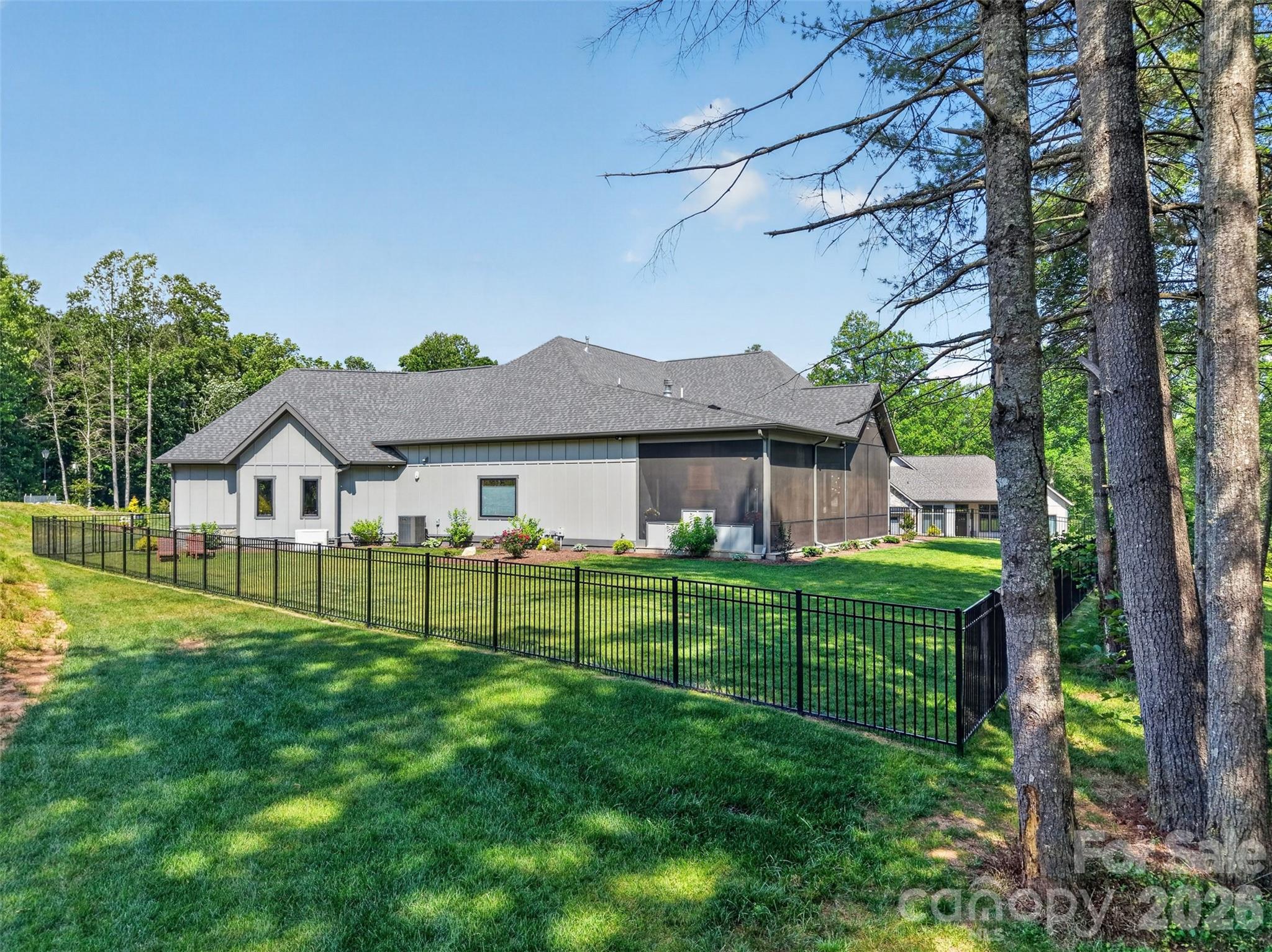422 Ascension Valley — Horse Shoe