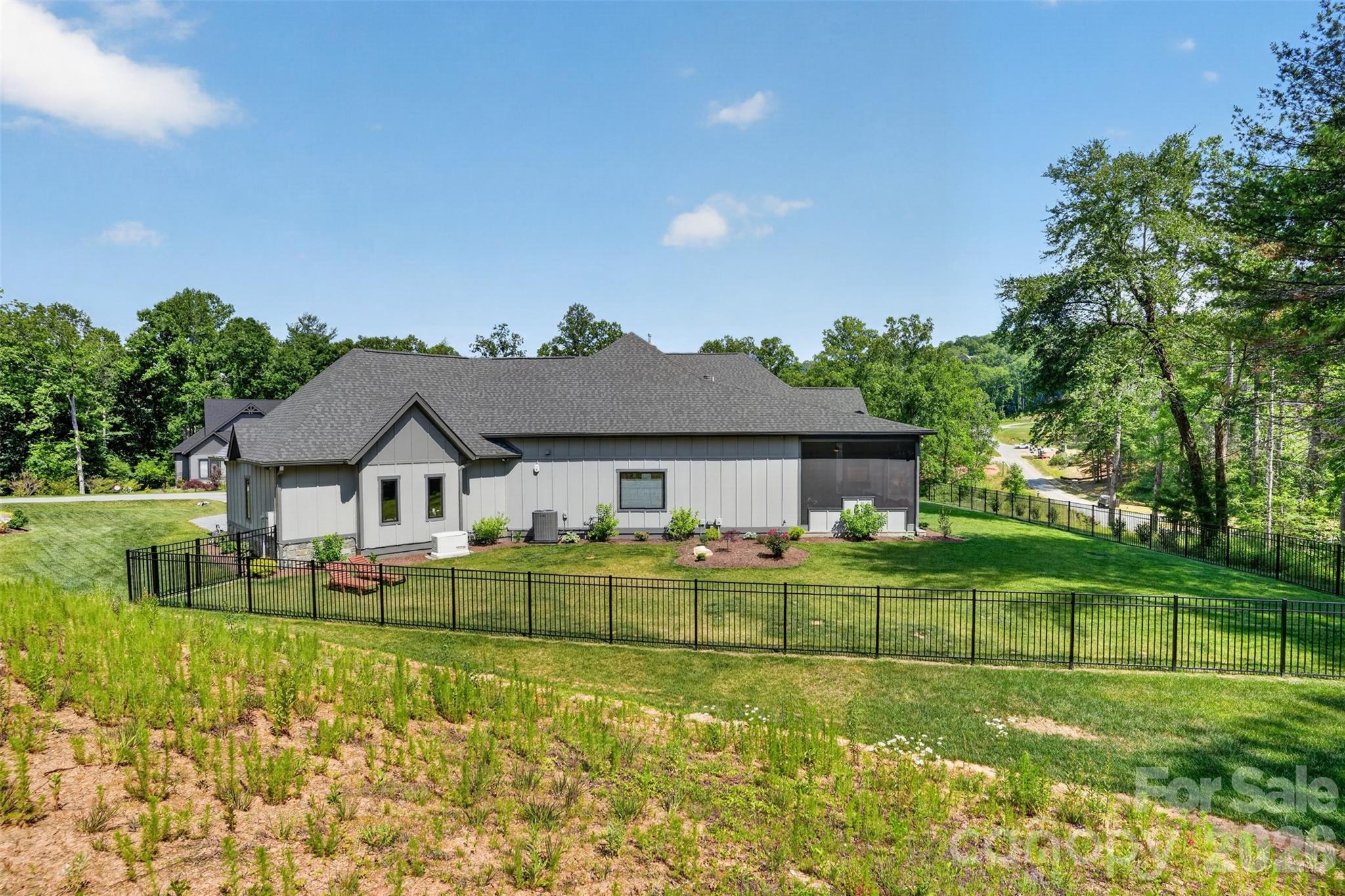 422 Ascension Valley — Horse Shoe