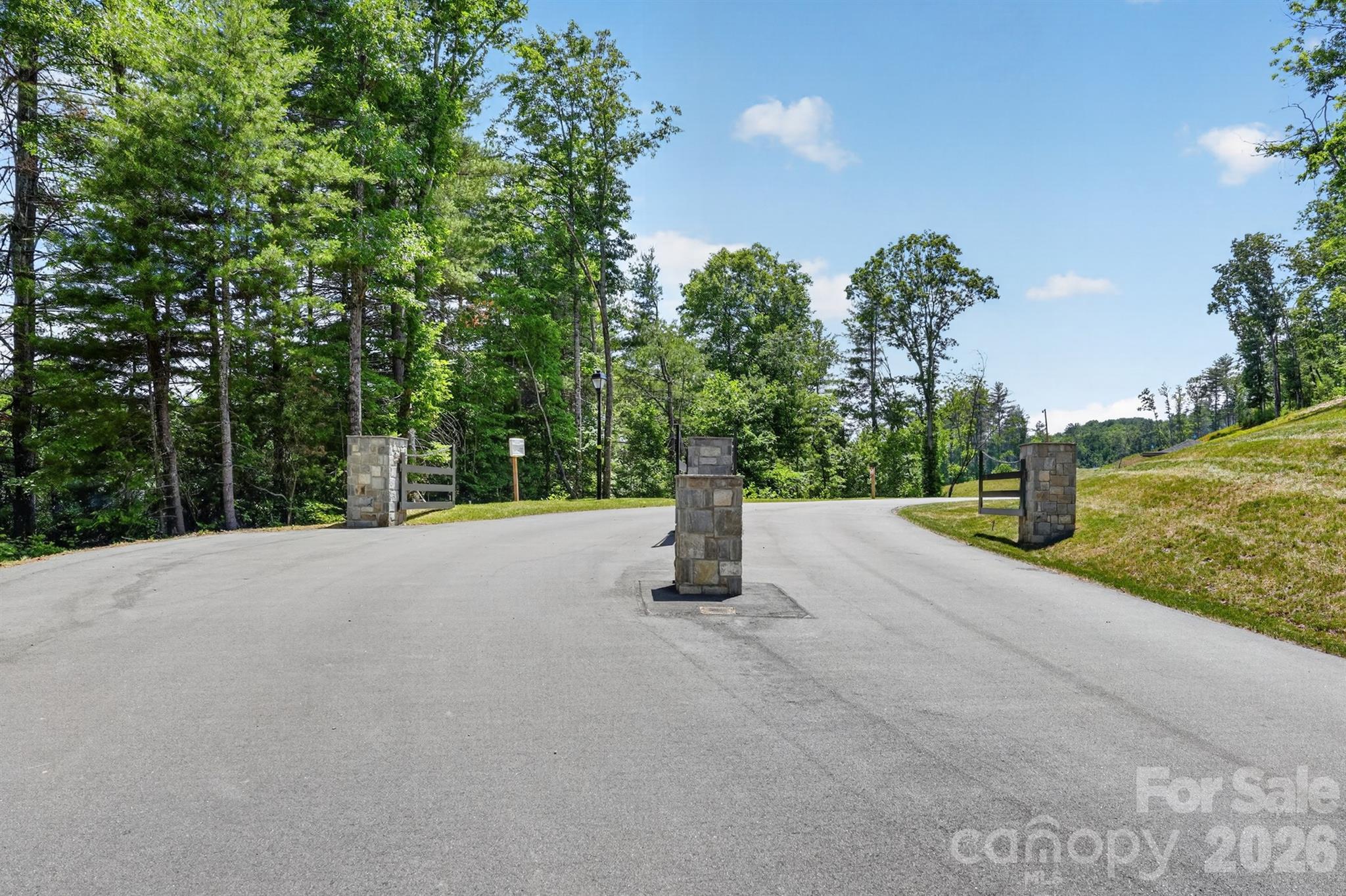 422 Ascension Valley — Horse Shoe