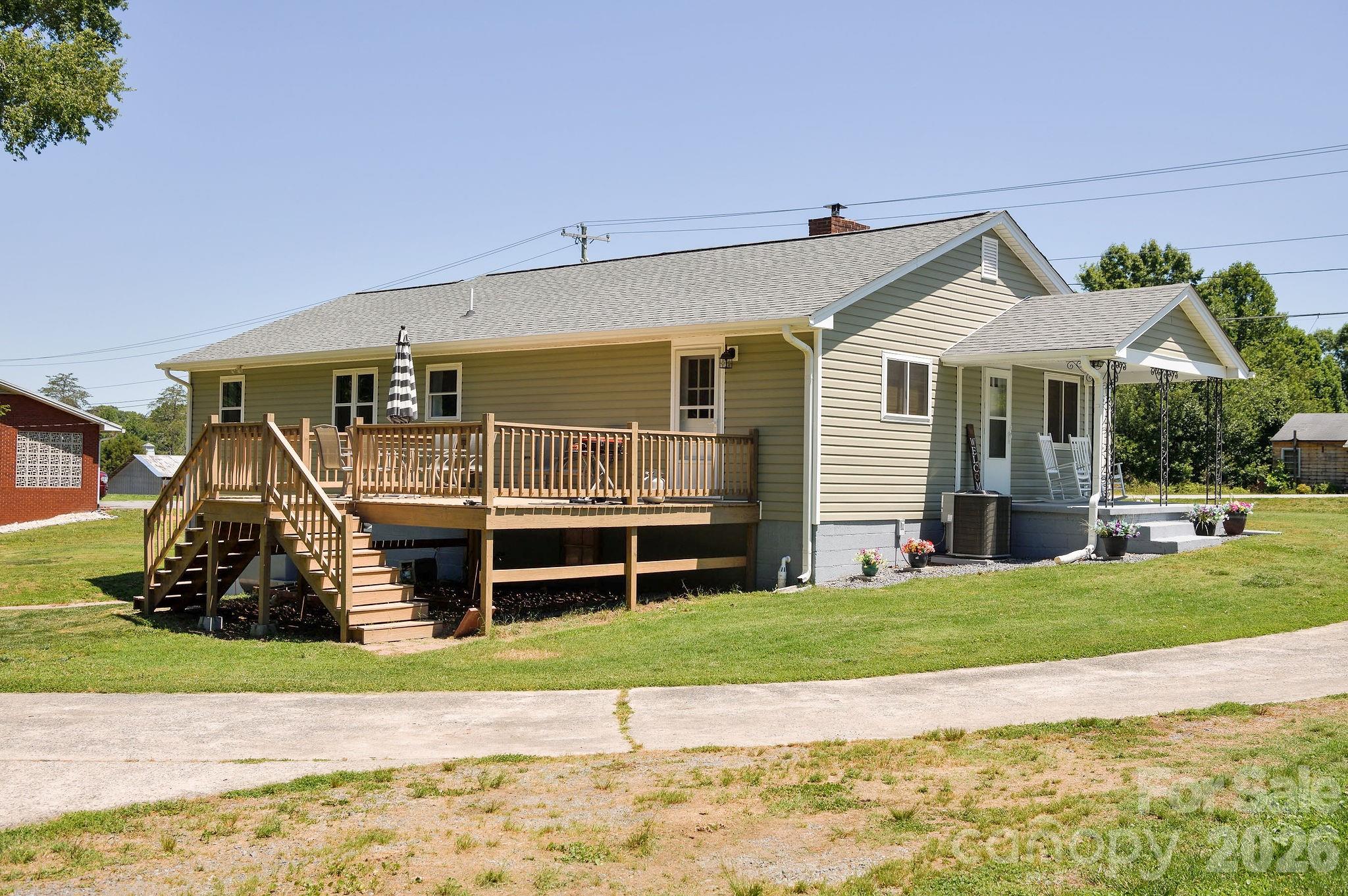 1625 US 601 Highway — Yadkinville