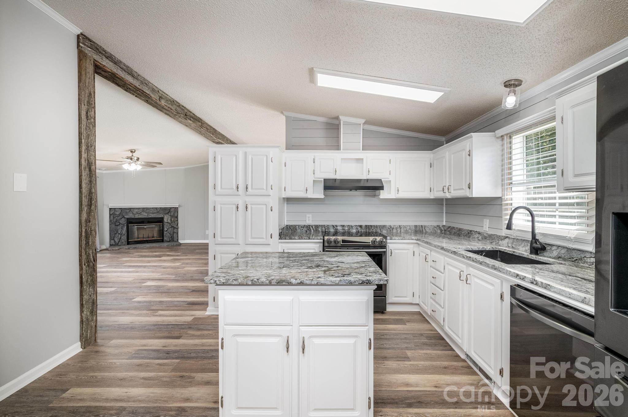 127 Whitewater Lane — Mooresville