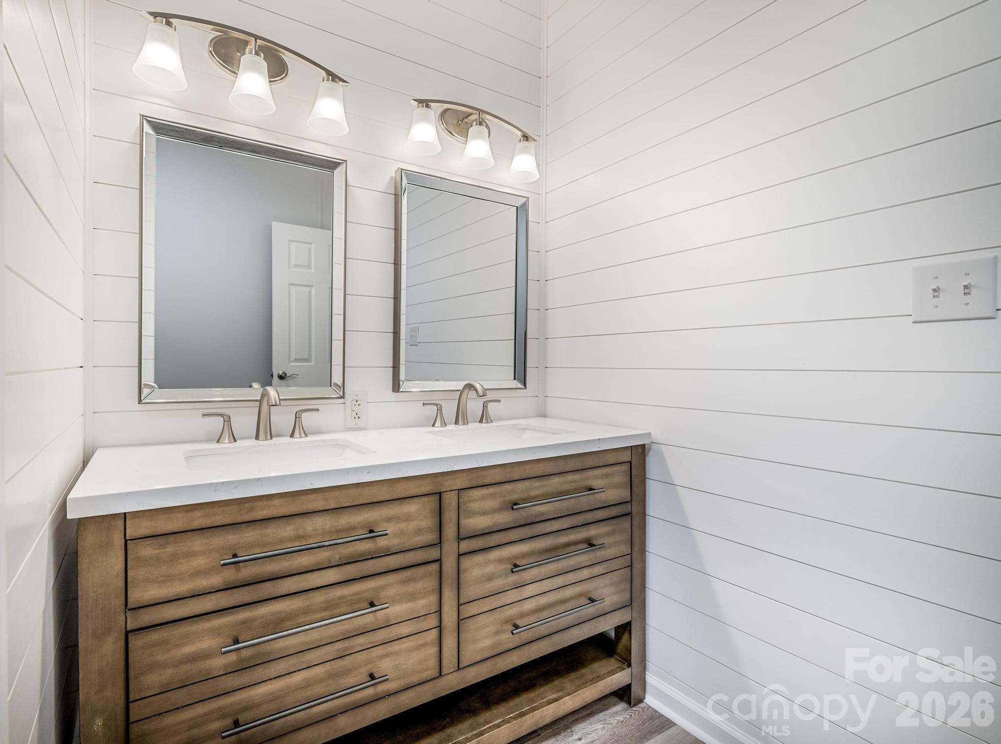 127 Whitewater Lane — Mooresville