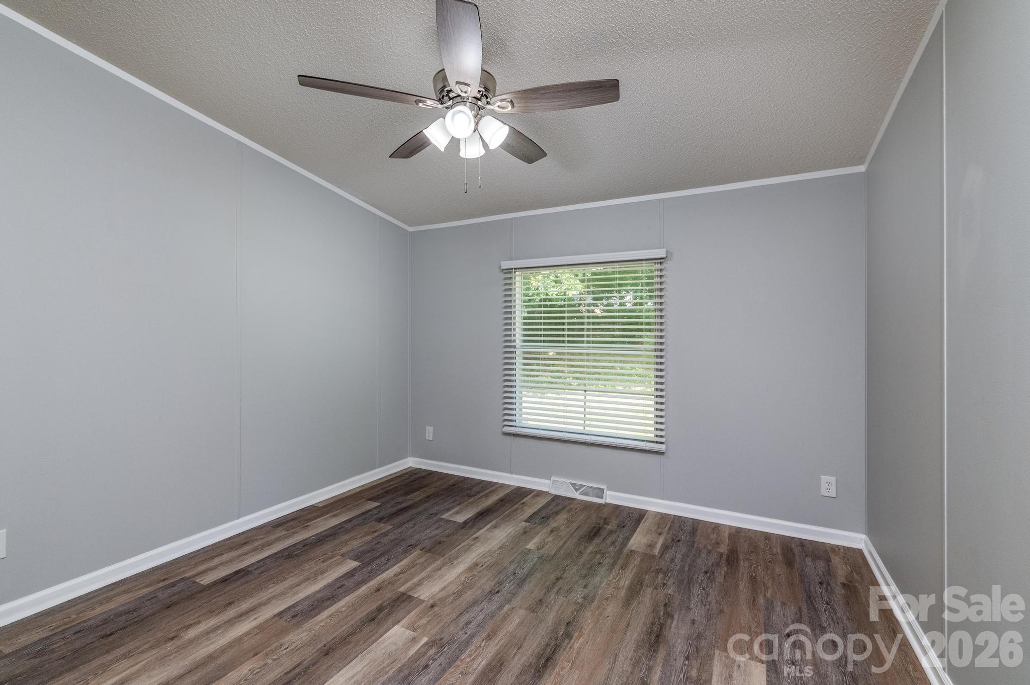 127 Whitewater Lane — Mooresville