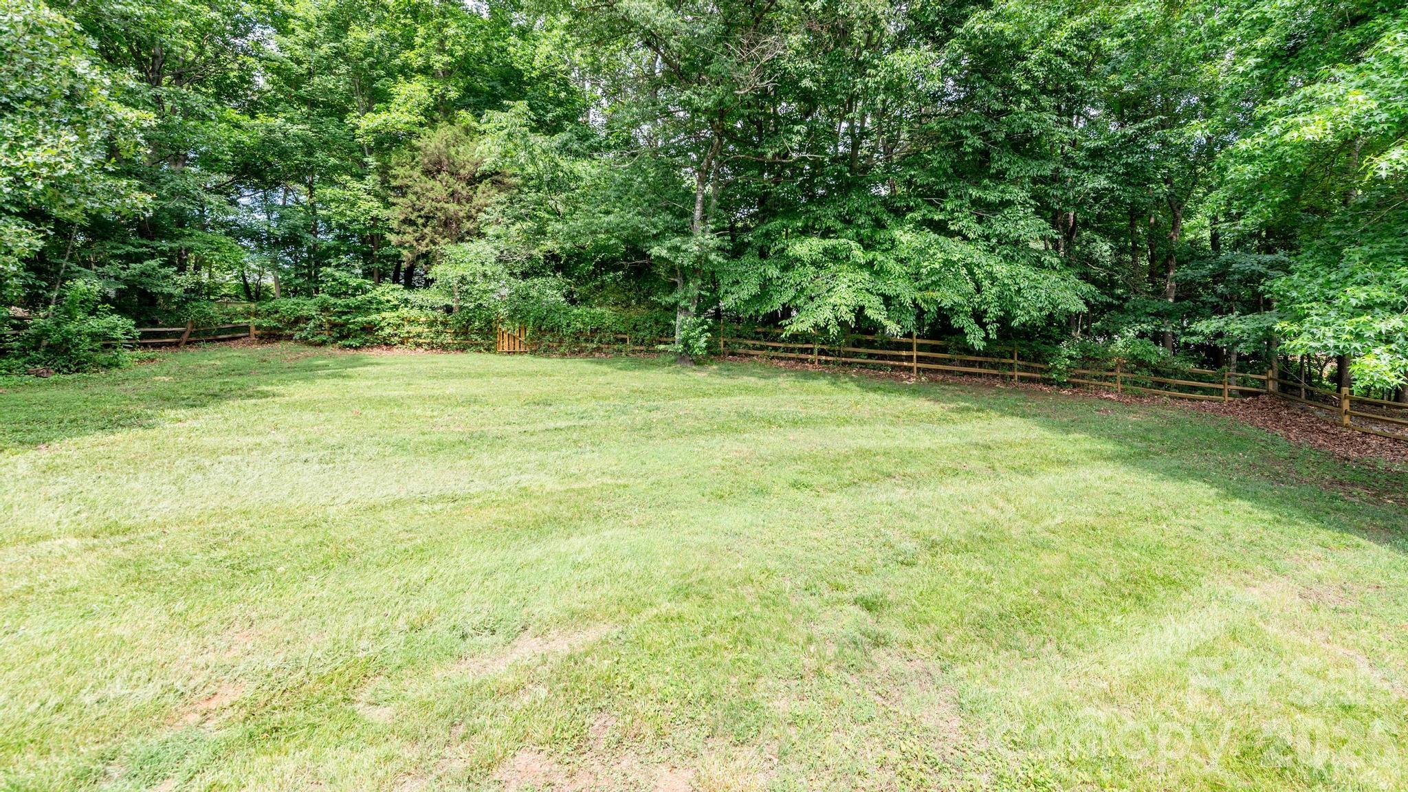 127 Whitewater Lane — Mooresville