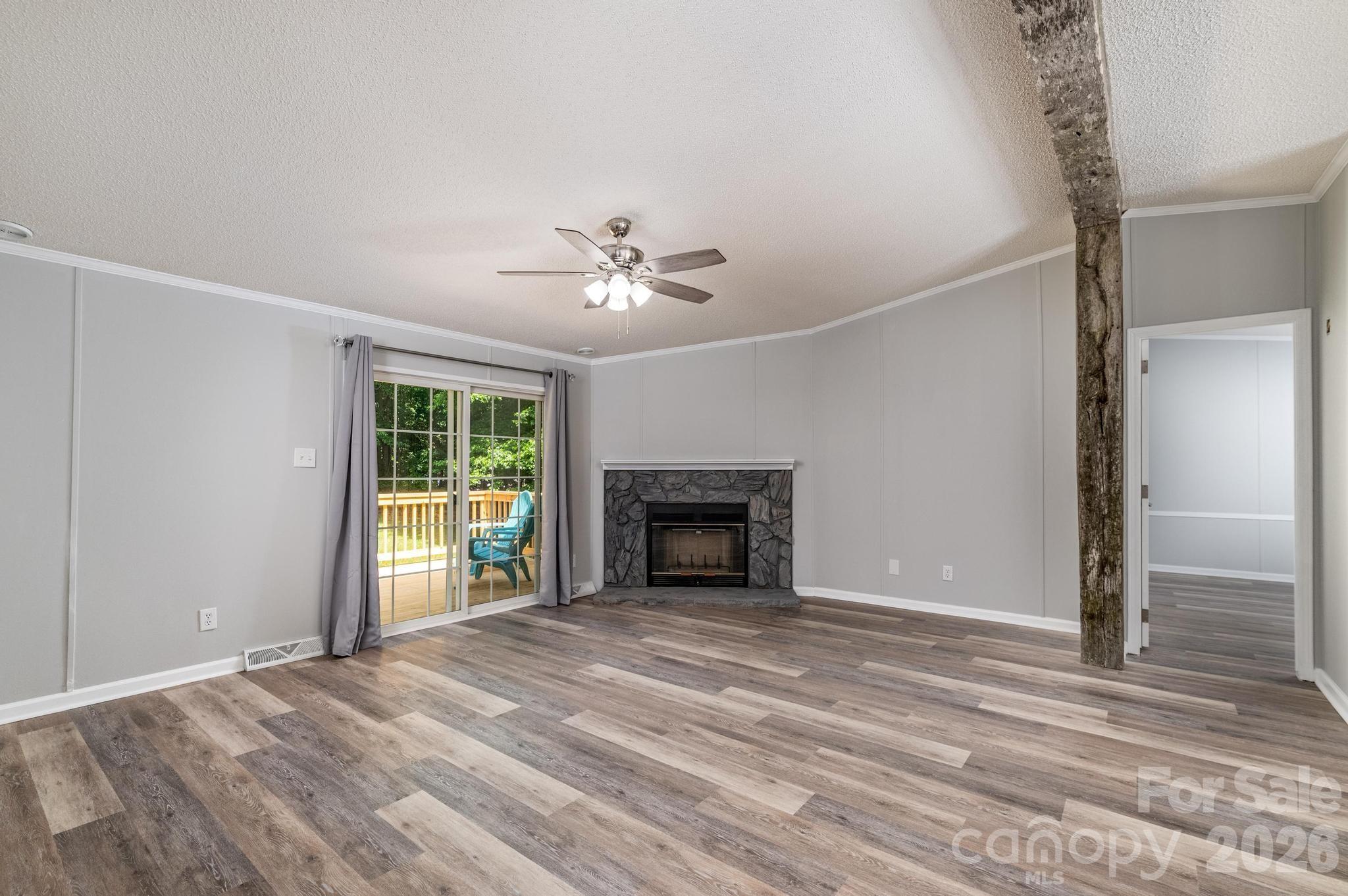 127 Whitewater Lane — Mooresville