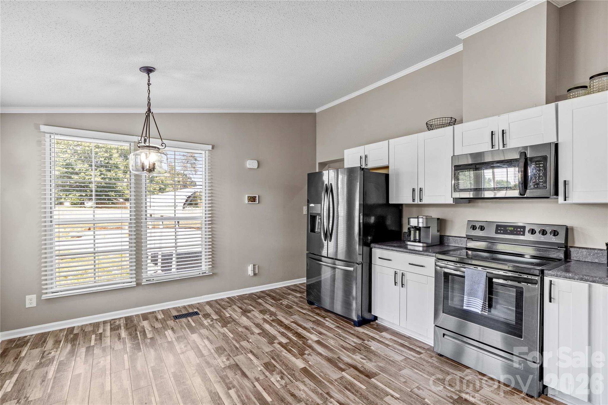 777 Midway Road — Statesville