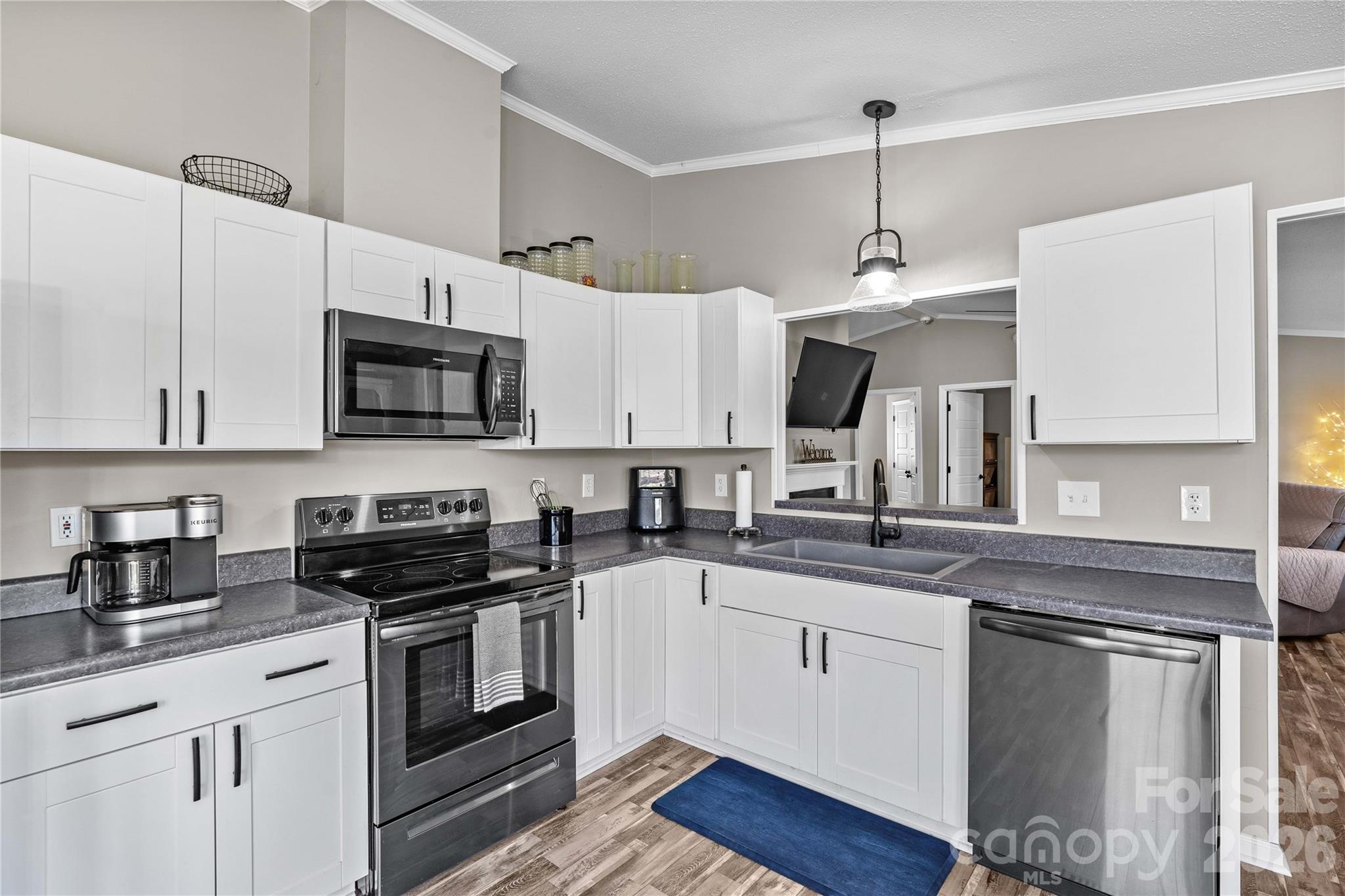 777 Midway Road — Statesville