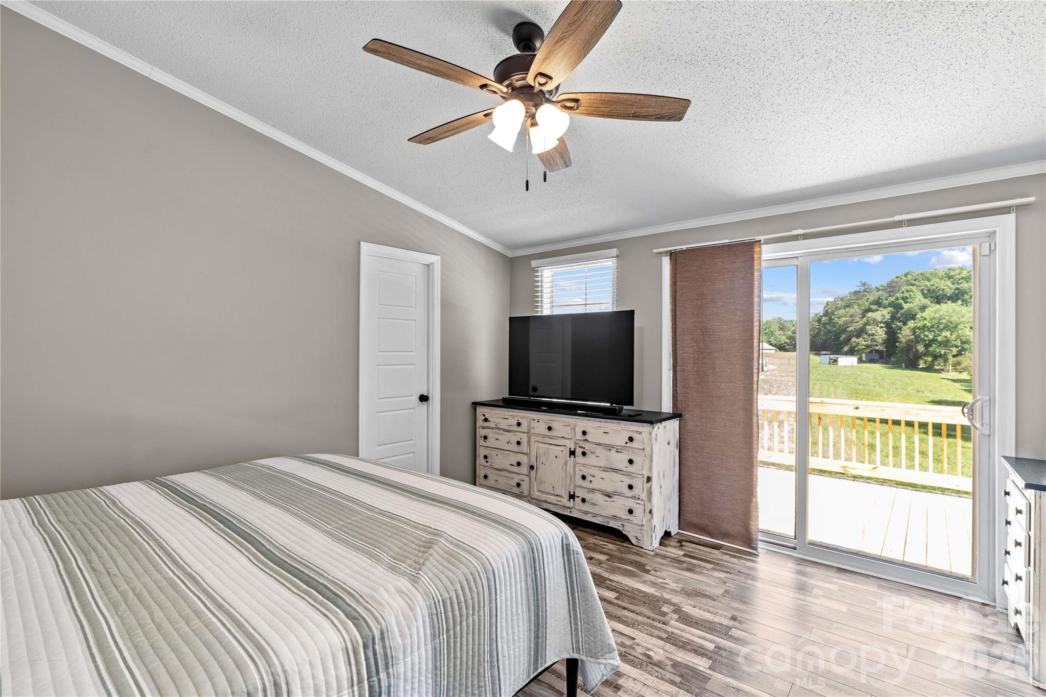 777 Midway Road — Statesville