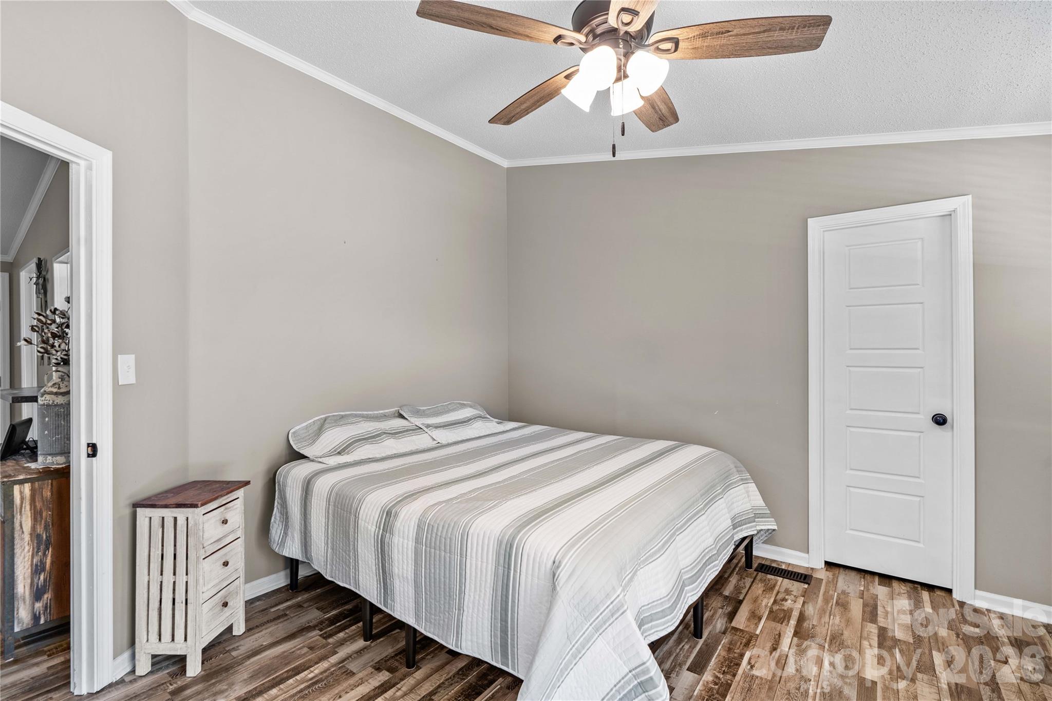 777 Midway Road — Statesville
