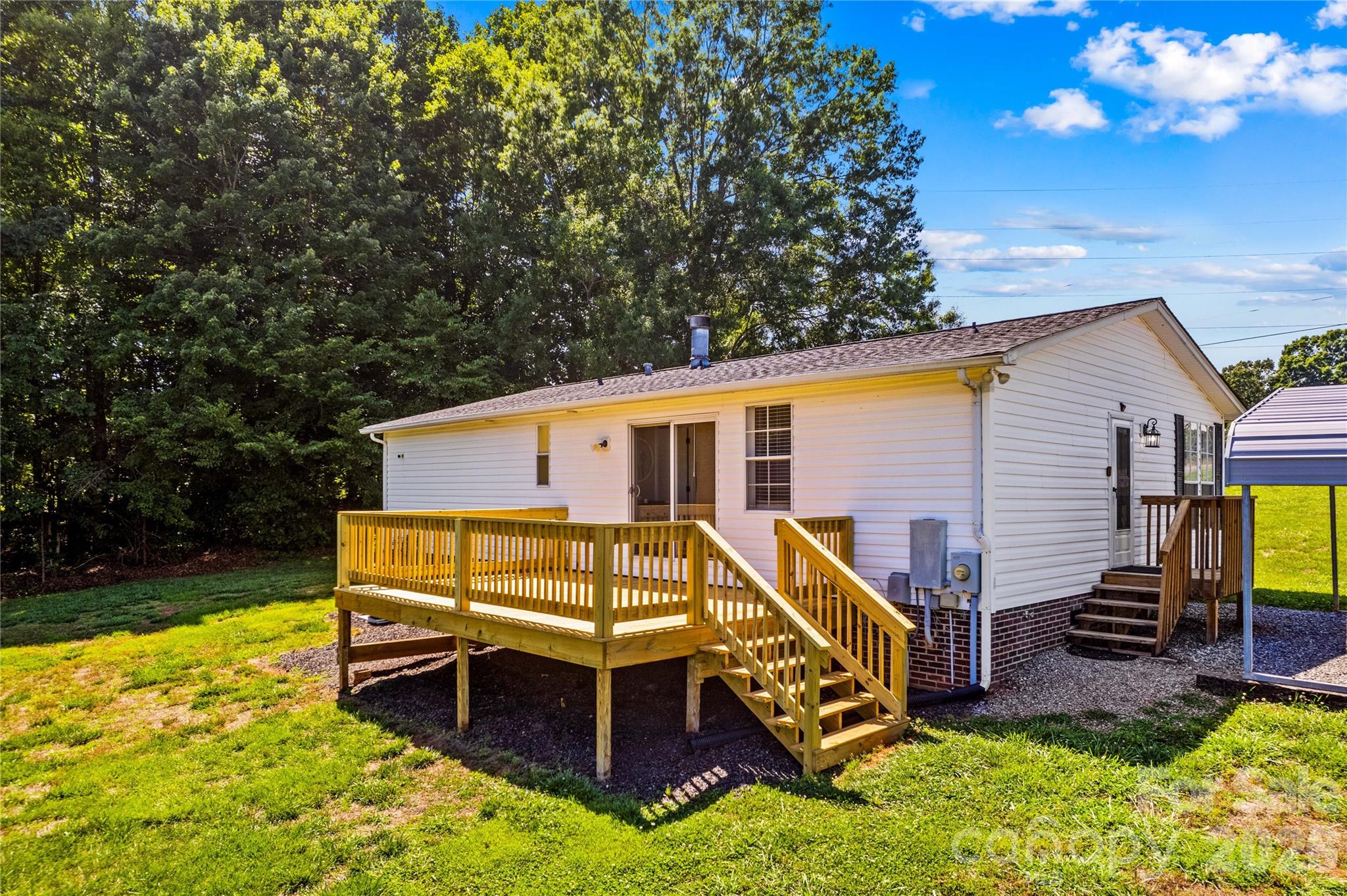 777 Midway Road — Statesville