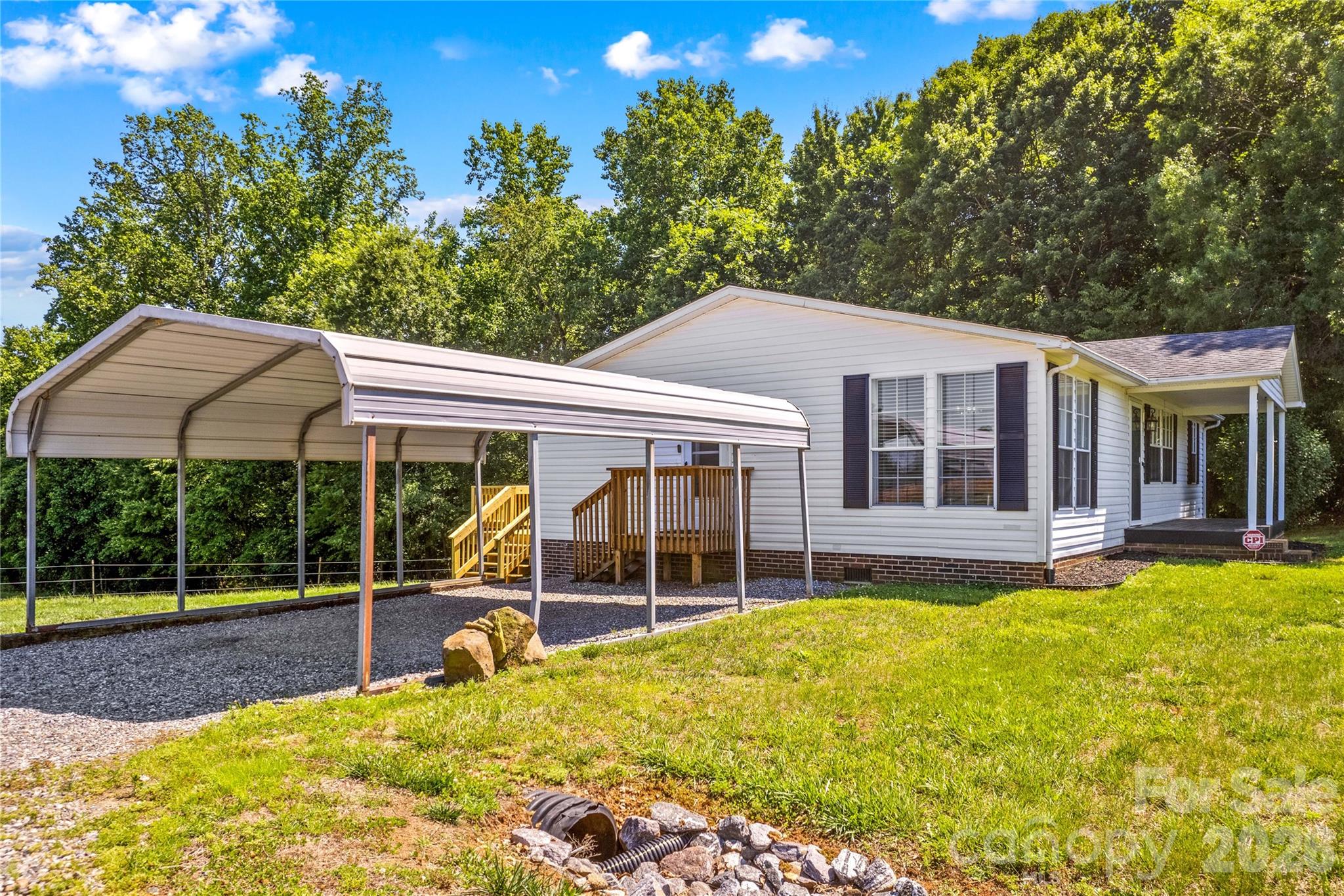 777 Midway Road — Statesville