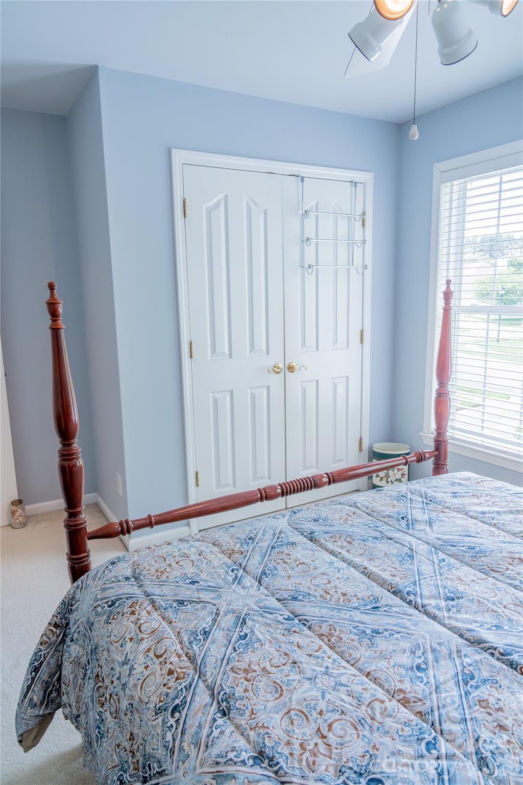 405 Matthews Estates Road — Matthews