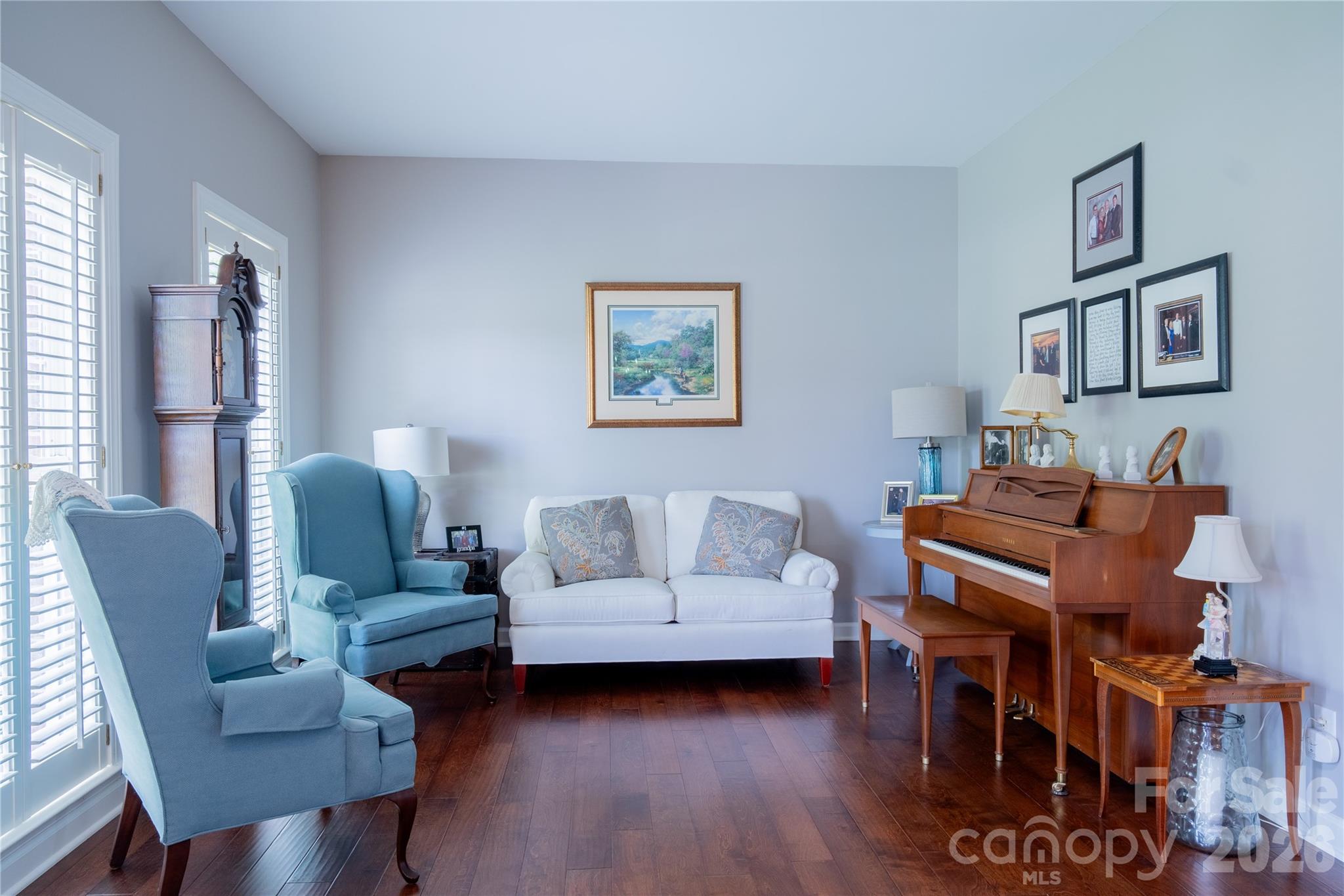 405 Matthews Estates Road — Matthews