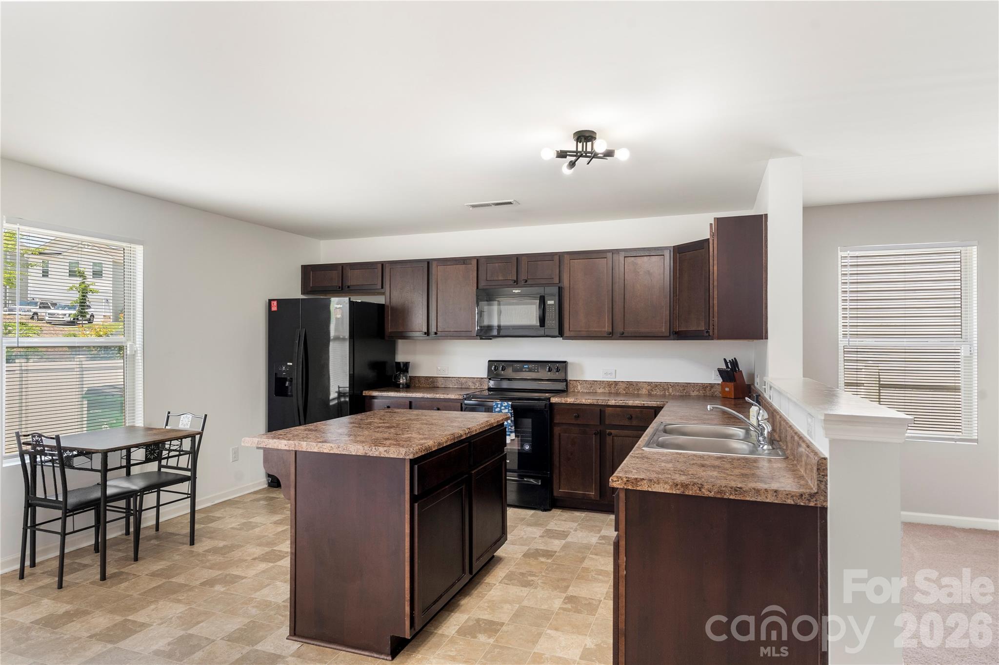 10131 Holly Park Drive — Charlotte