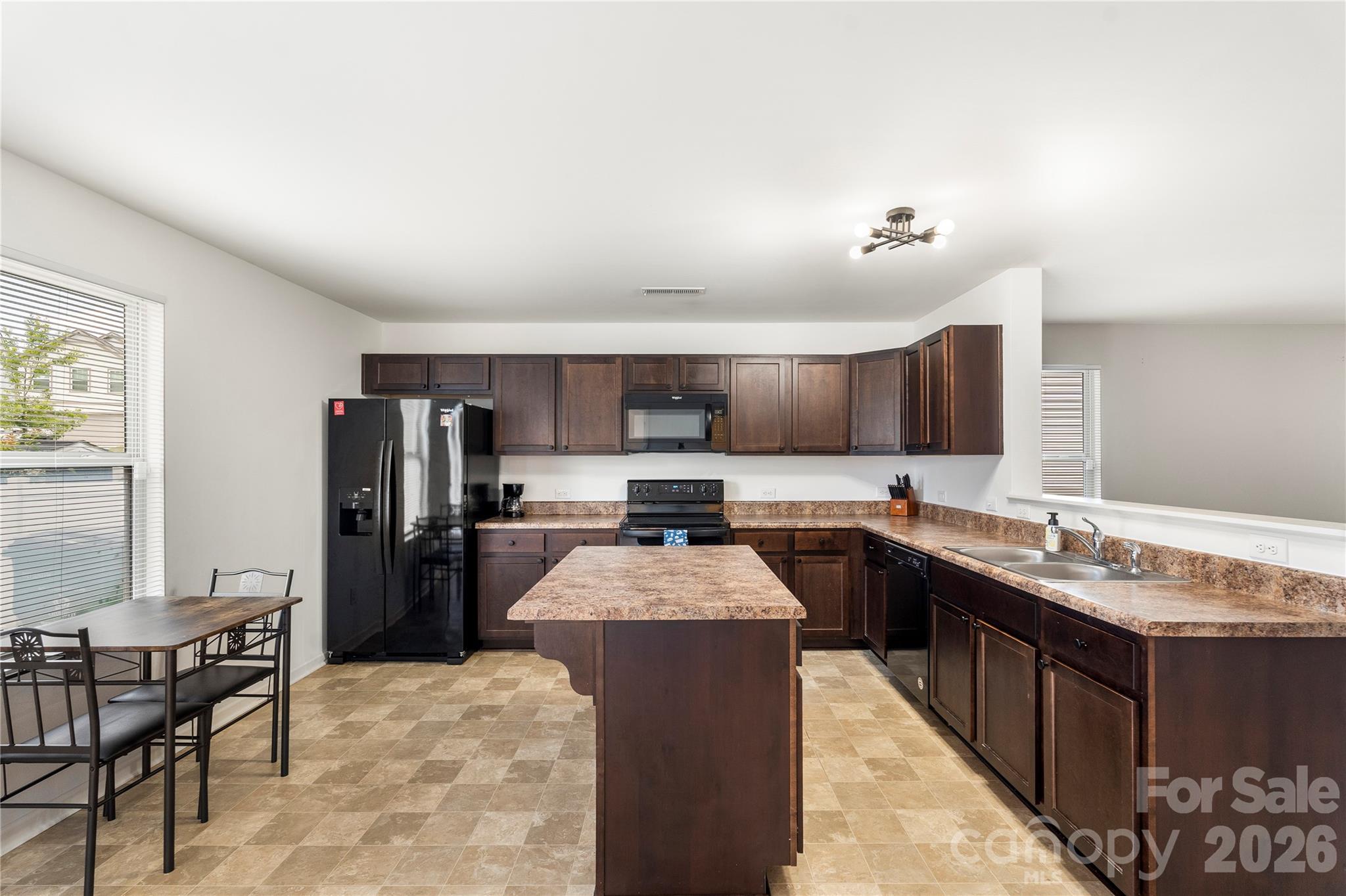 10131 Holly Park Drive — Charlotte