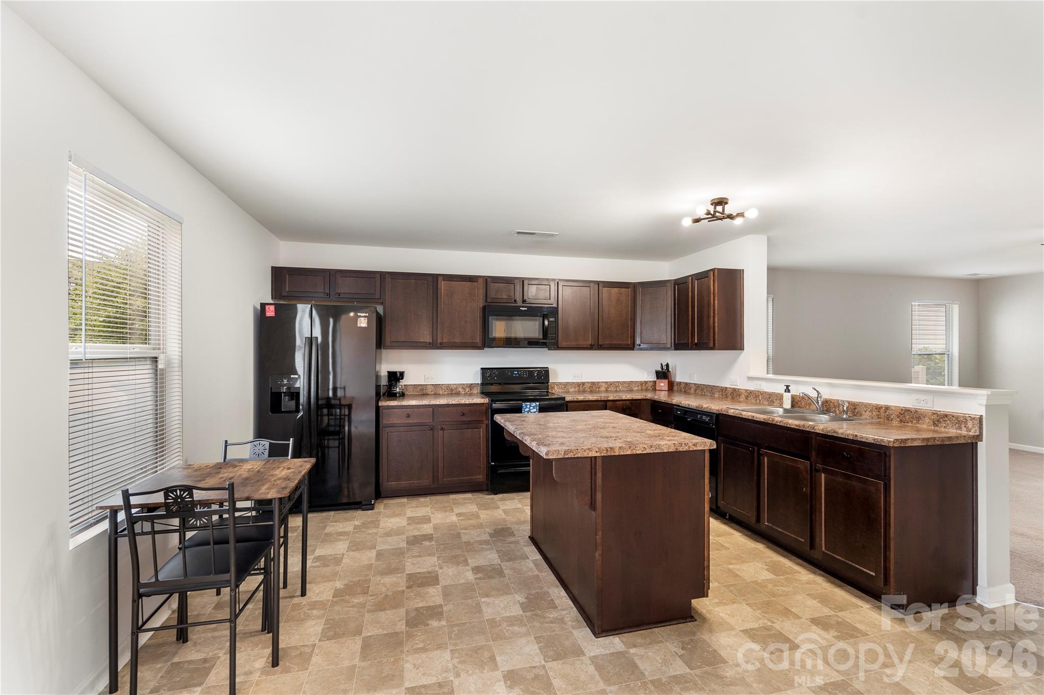 10131 Holly Park Drive — Charlotte