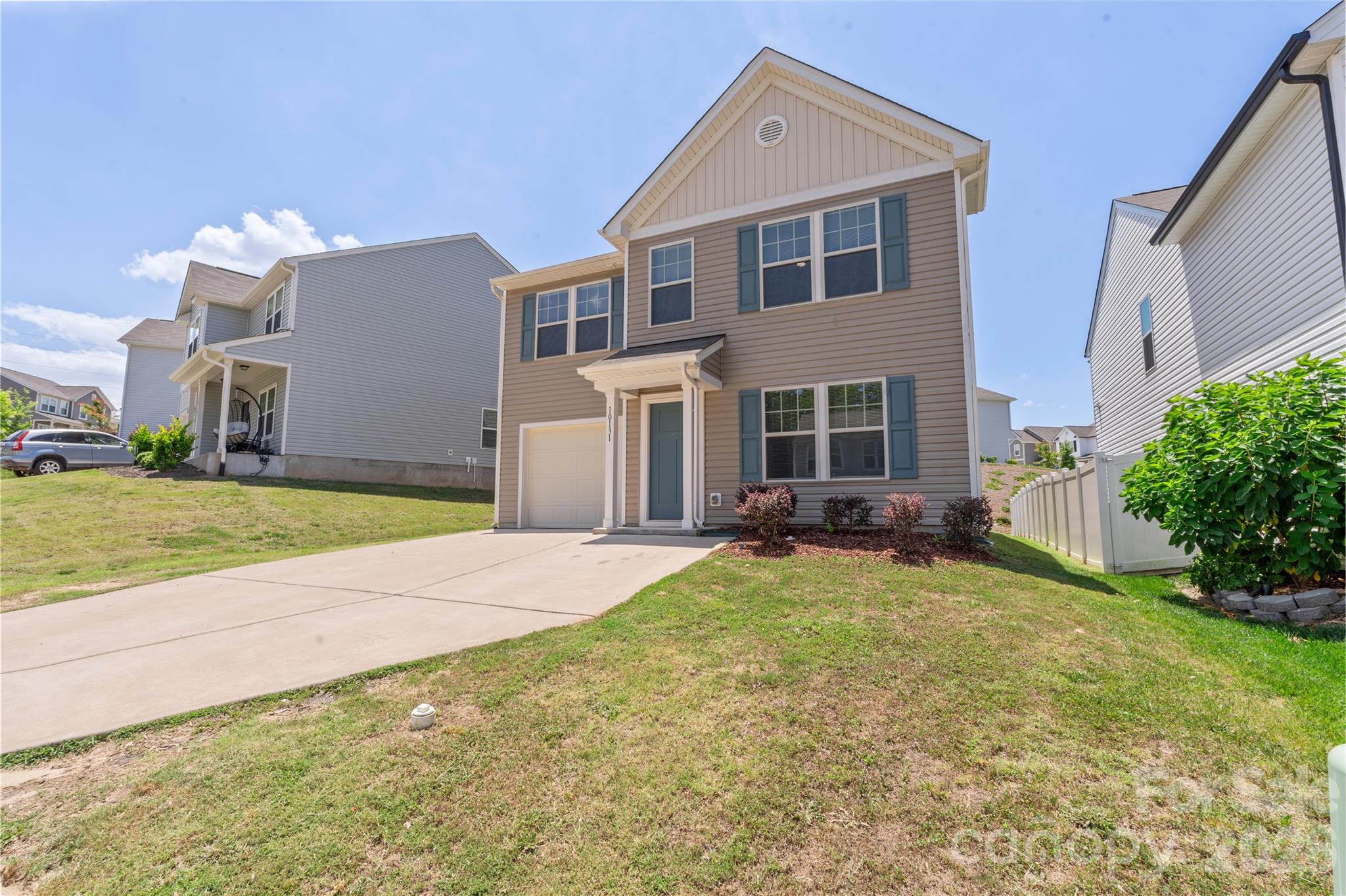 10131 Holly Park Drive — Charlotte