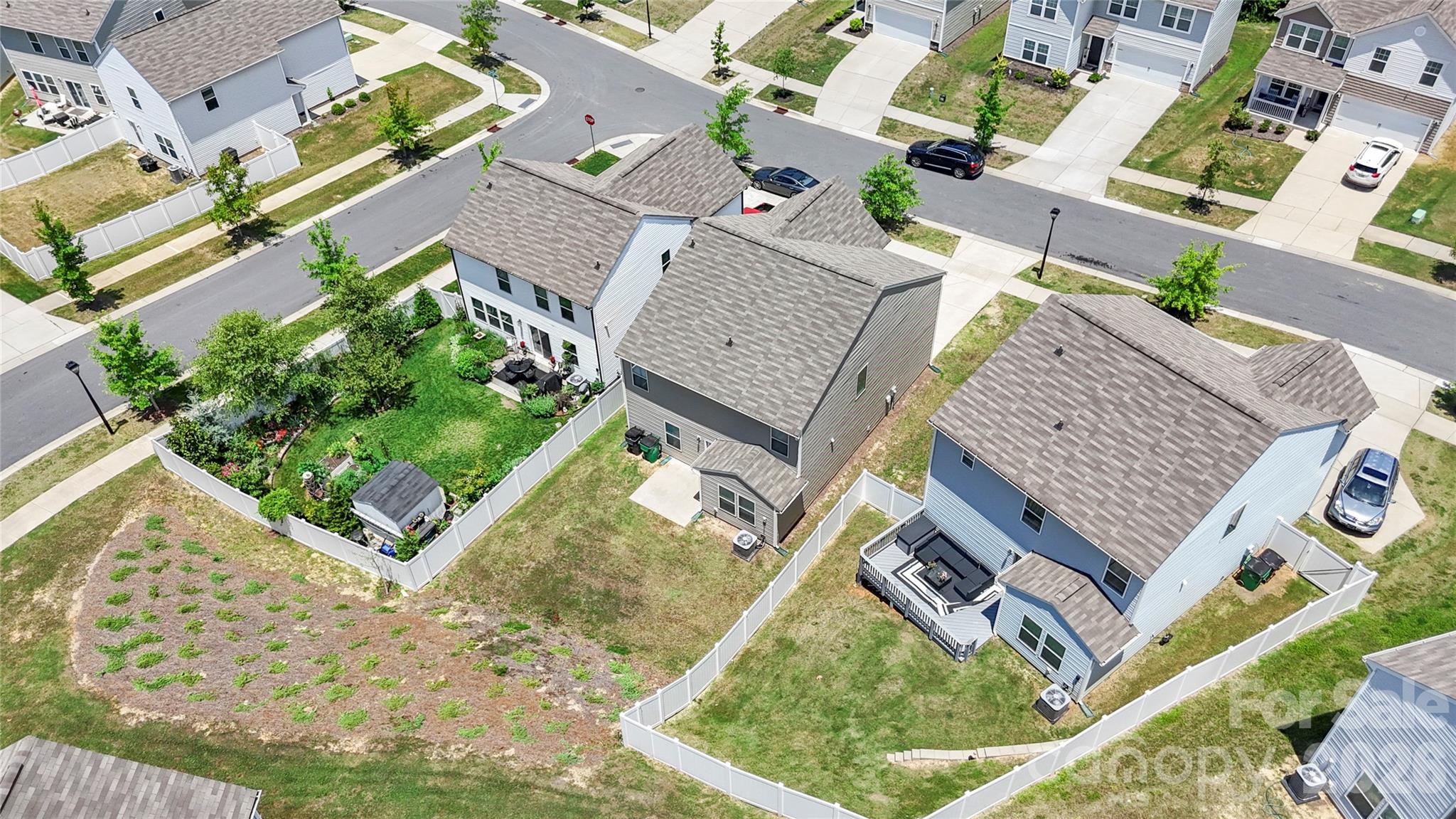 10131 Holly Park Drive — Charlotte