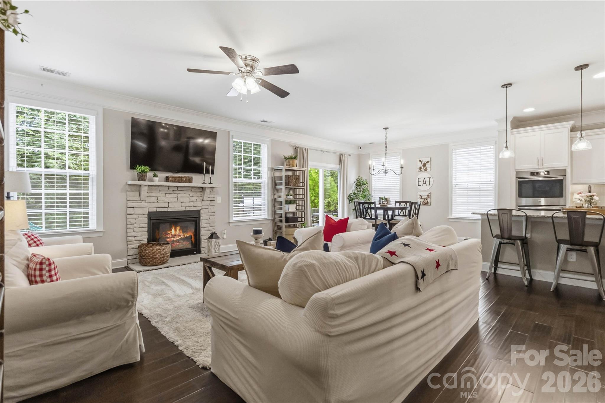 11062 River Oaks Drive NW — Concord