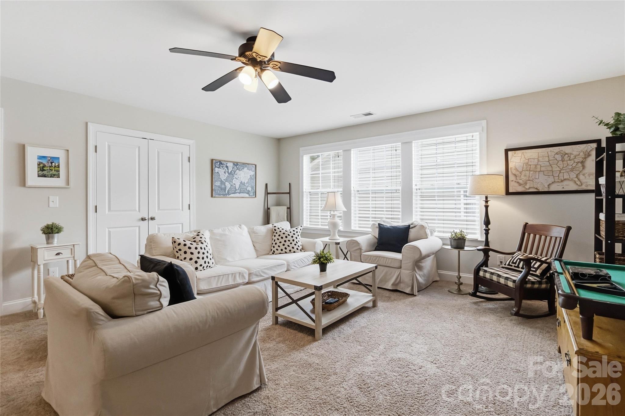 11062 River Oaks Drive NW — Concord