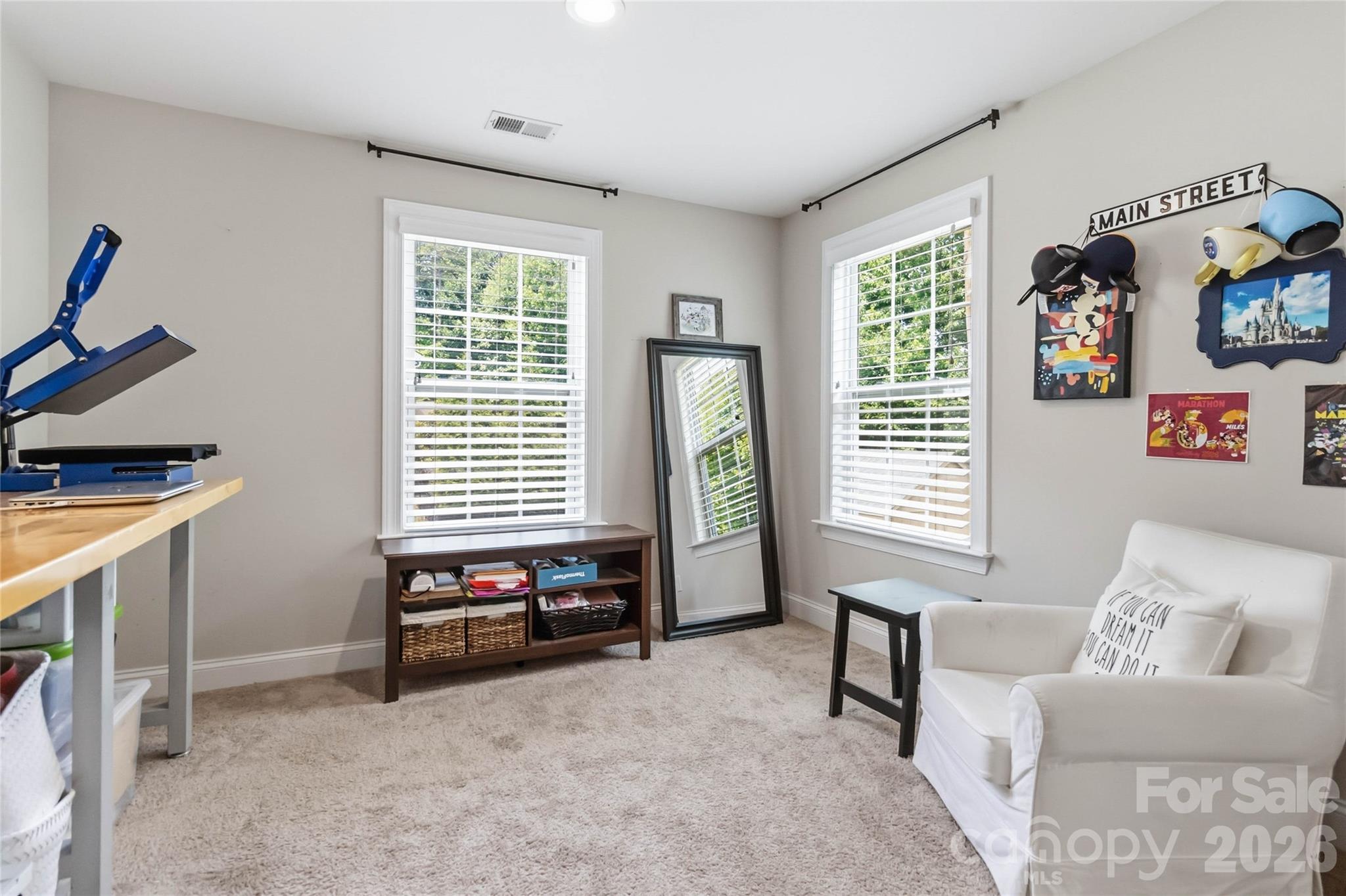 11062 River Oaks Drive NW — Concord