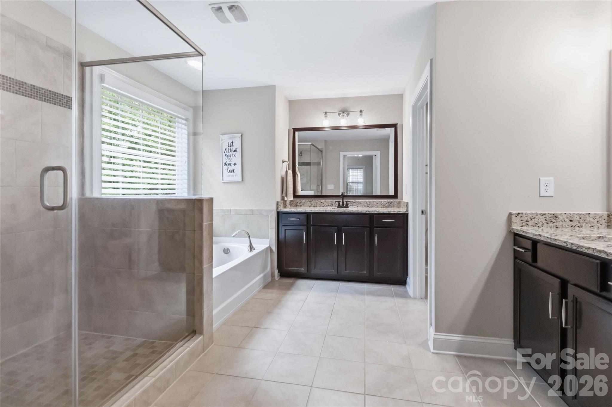 11062 River Oaks Drive NW — Concord