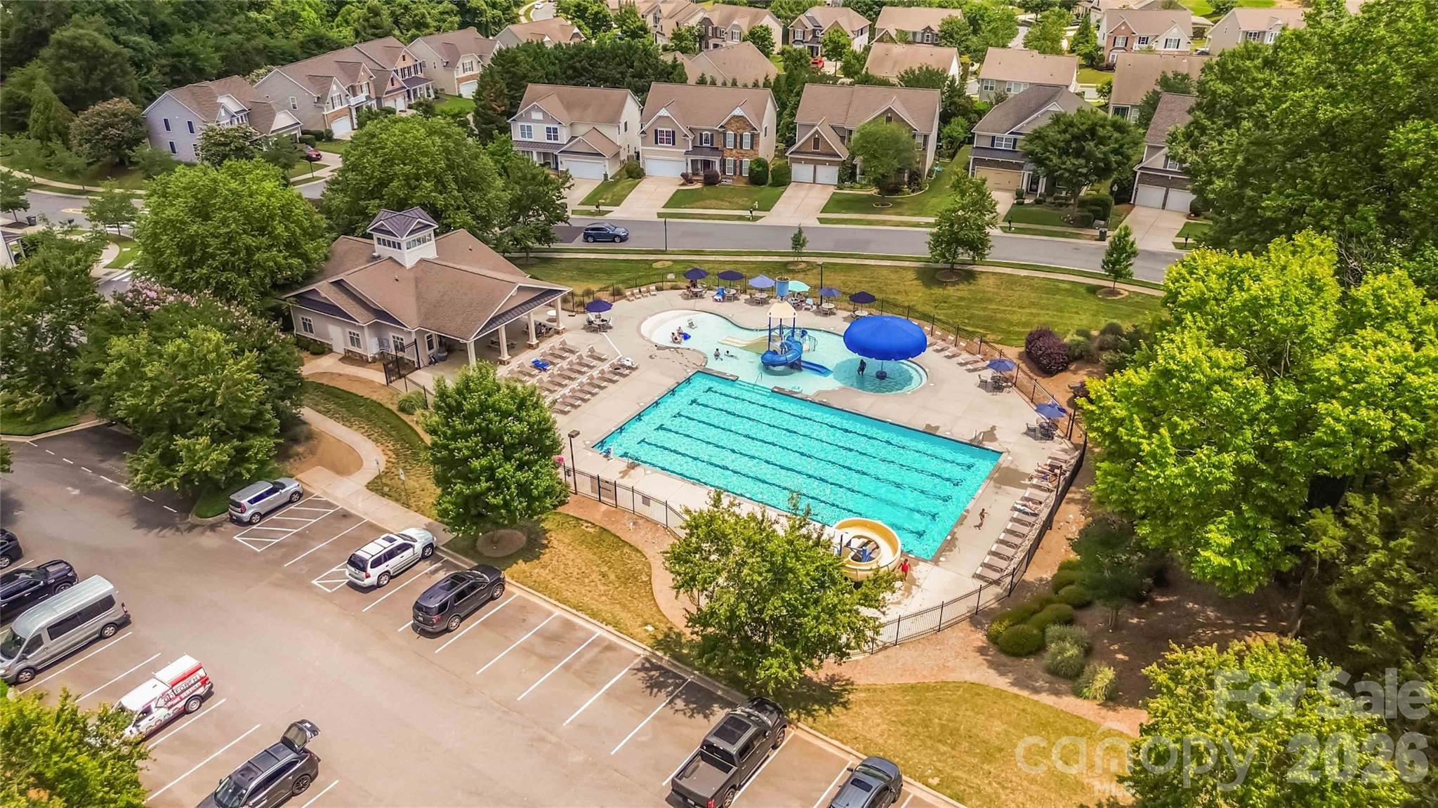11062 River Oaks Drive NW — Concord