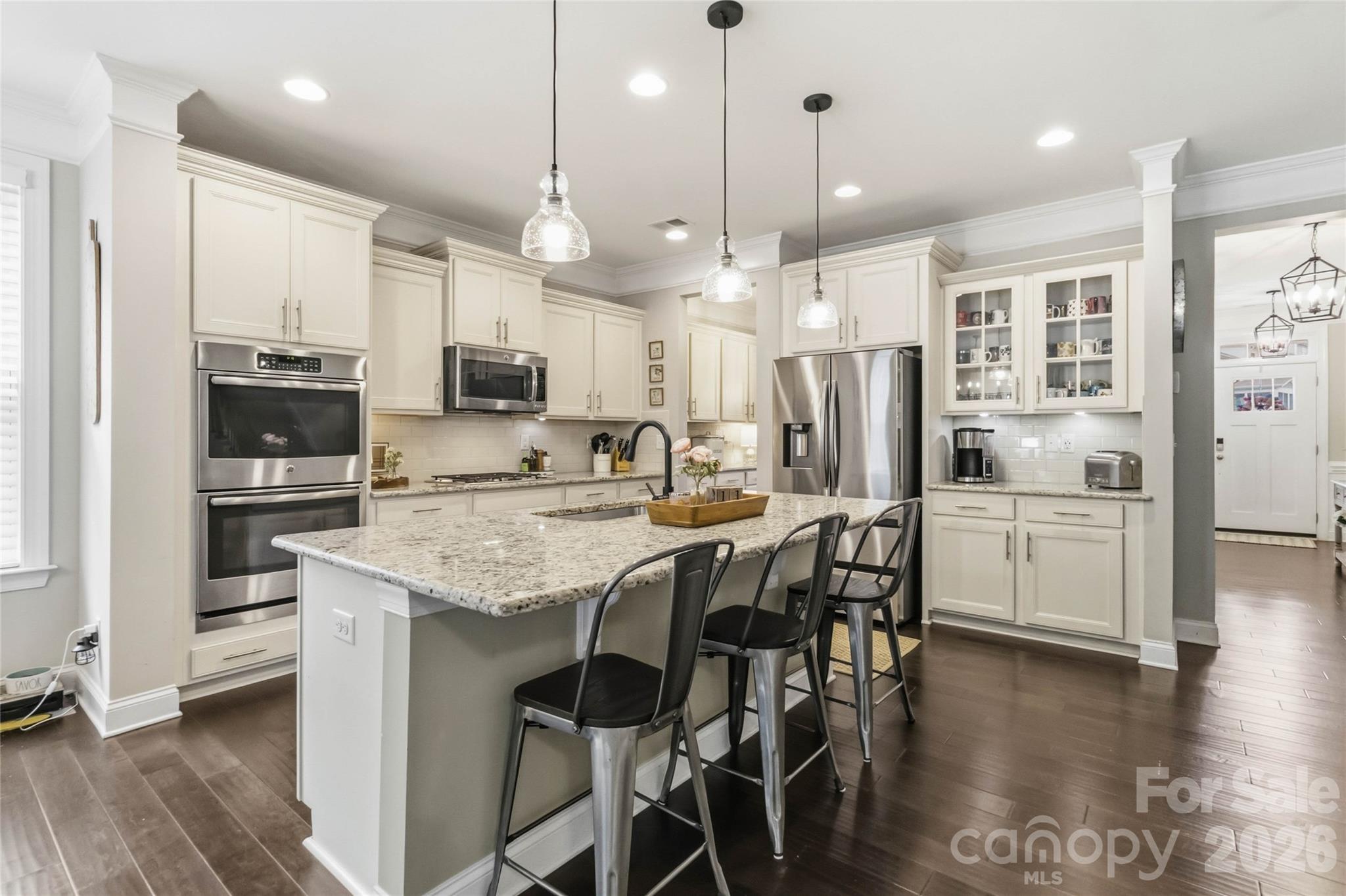 11062 River Oaks Drive NW — Concord