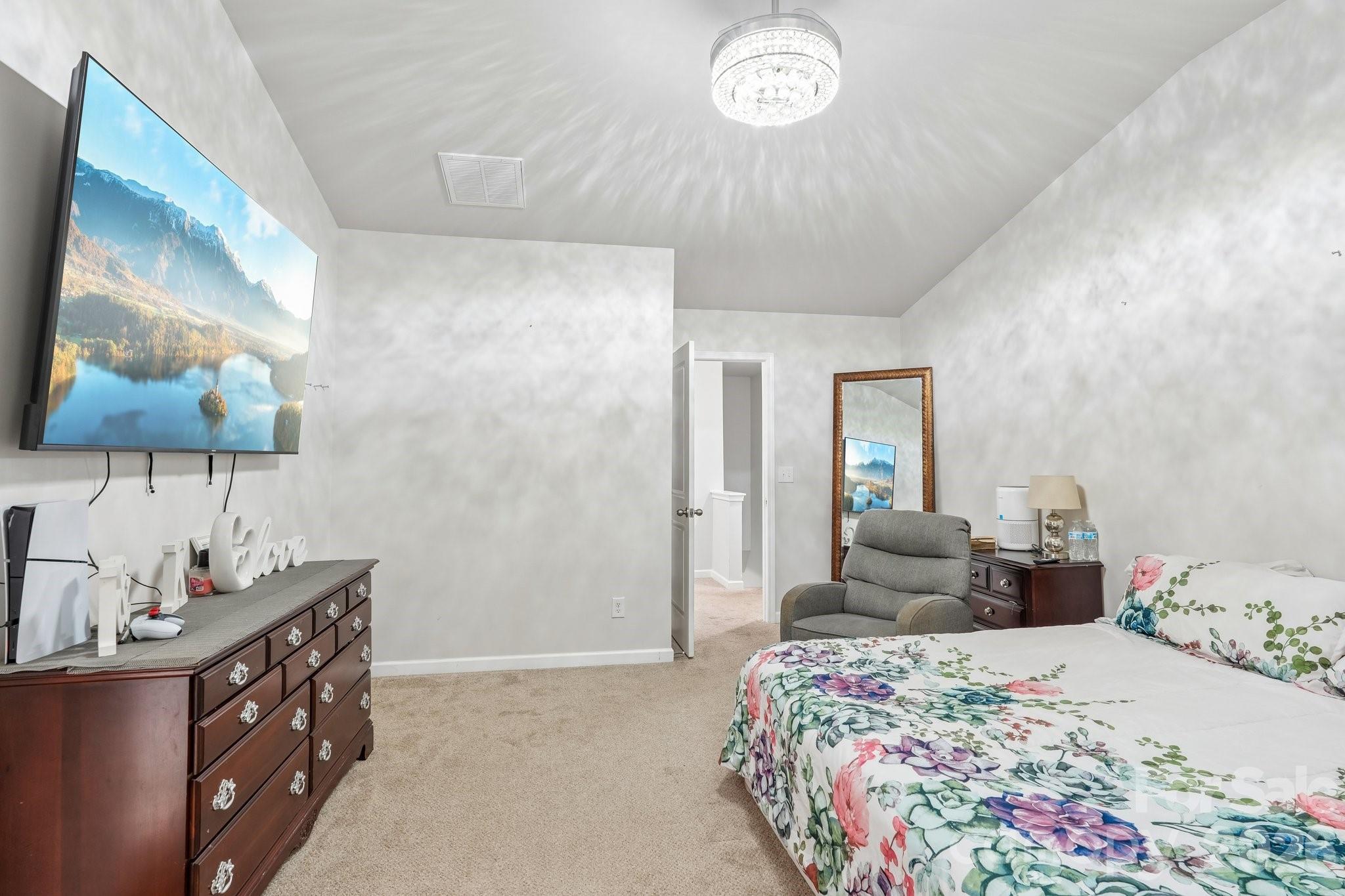 6901 Robinson Church Road — Charlotte