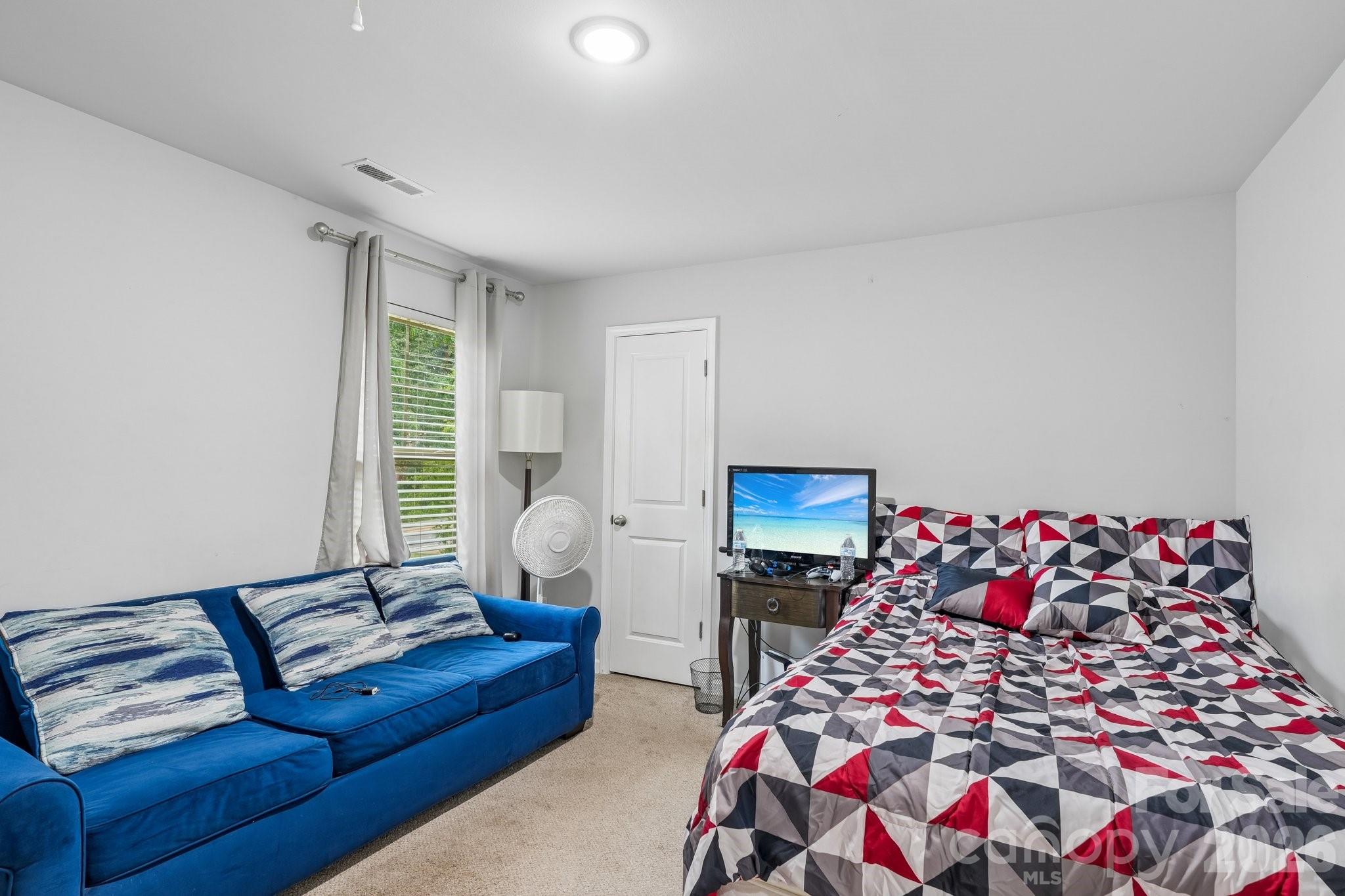 6901 Robinson Church Road — Charlotte