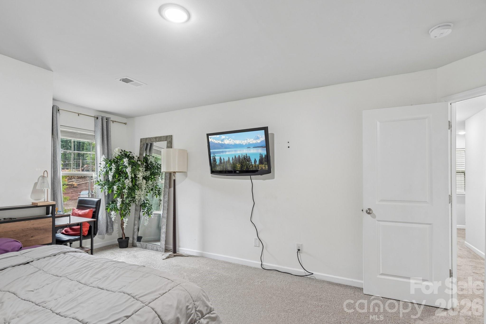 6901 Robinson Church Road — Charlotte