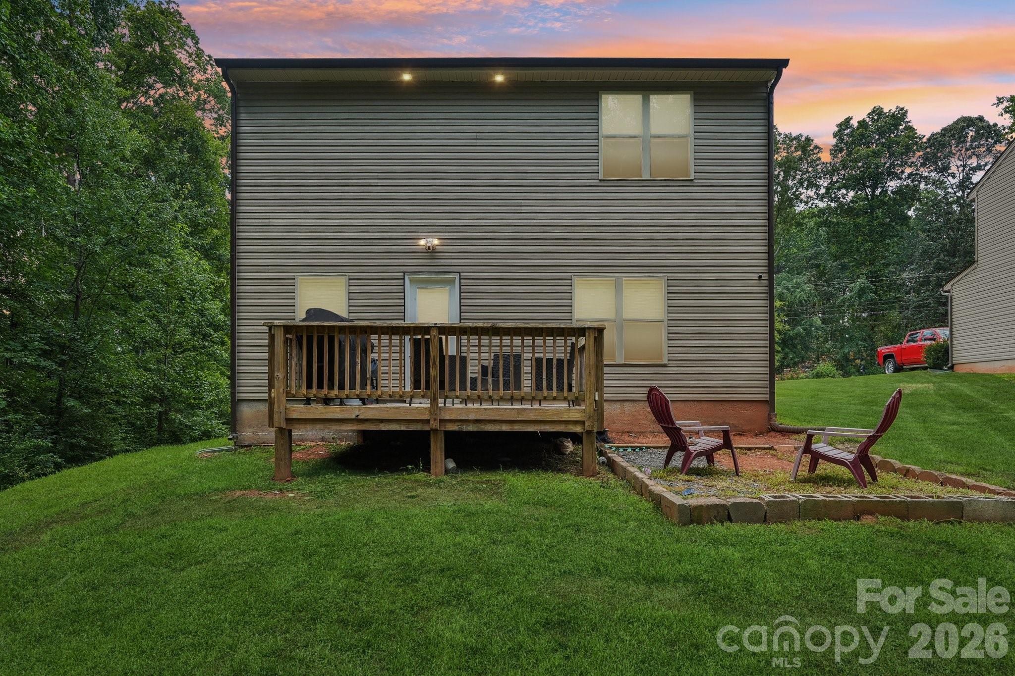 6901 Robinson Church Road — Charlotte