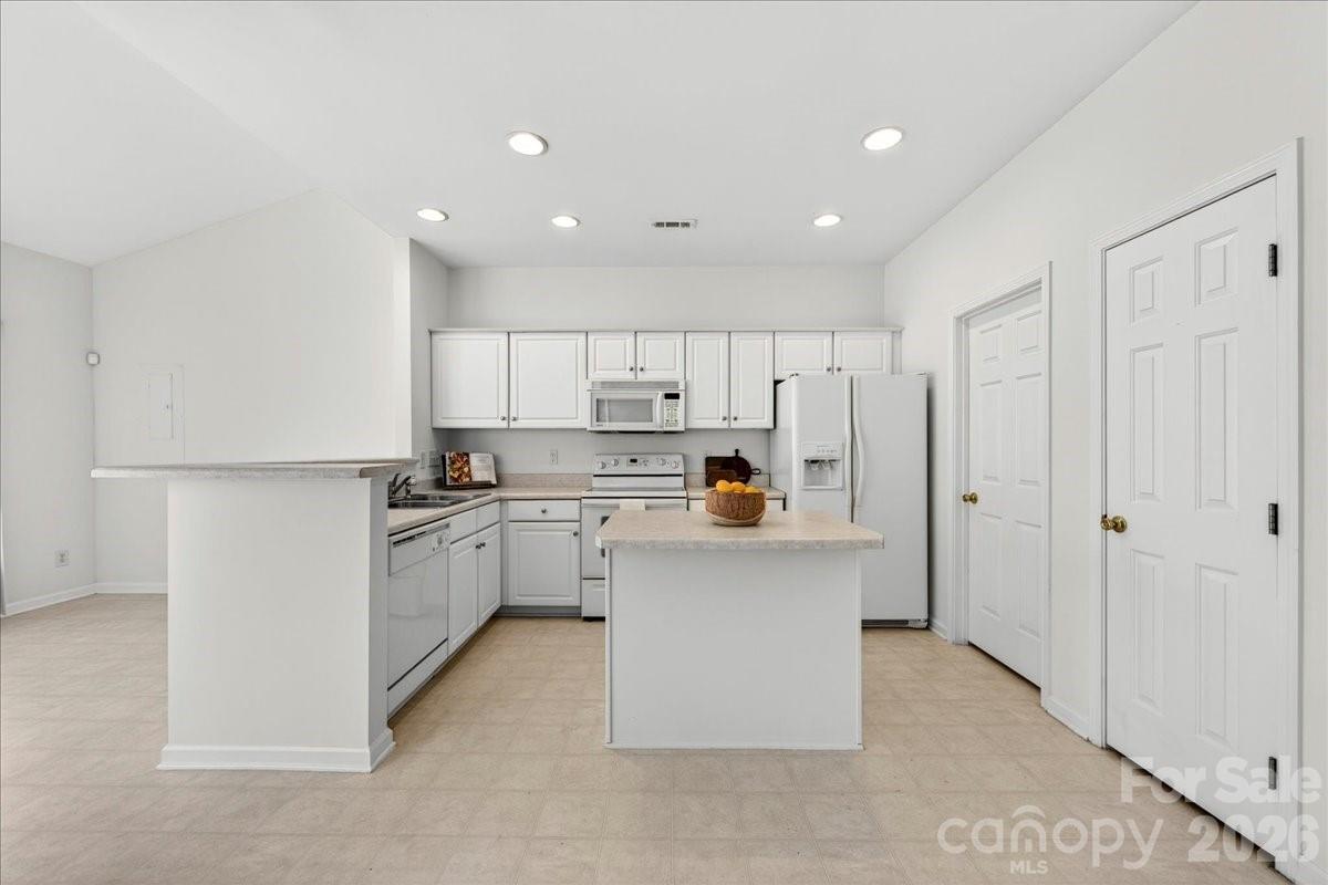 6222 Professional Boulevard — Harrisburg