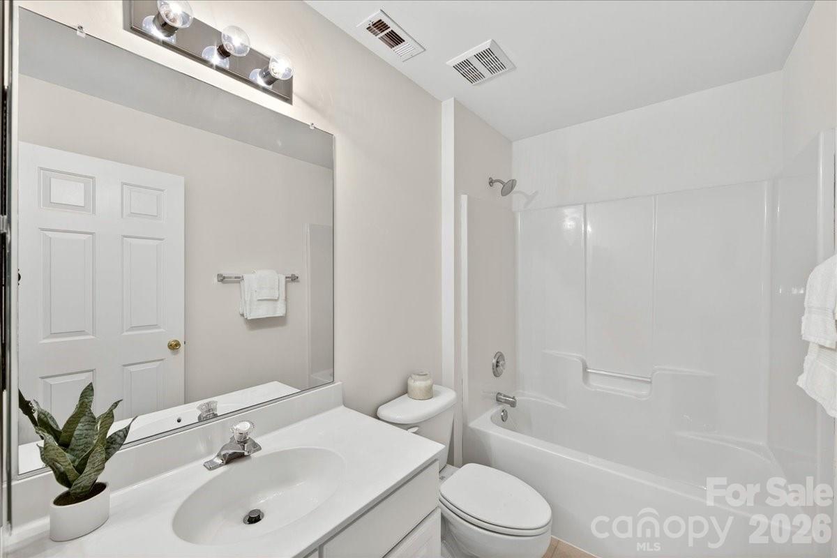 6222 Professional Boulevard — Harrisburg