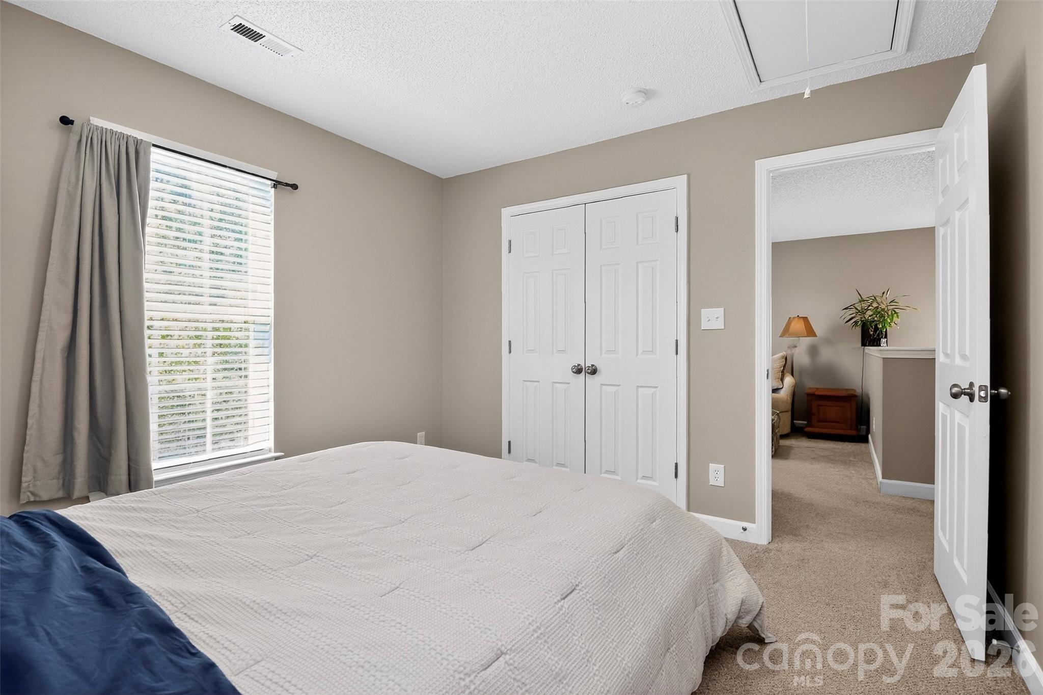 4819 Hopewood Lane — Charlotte