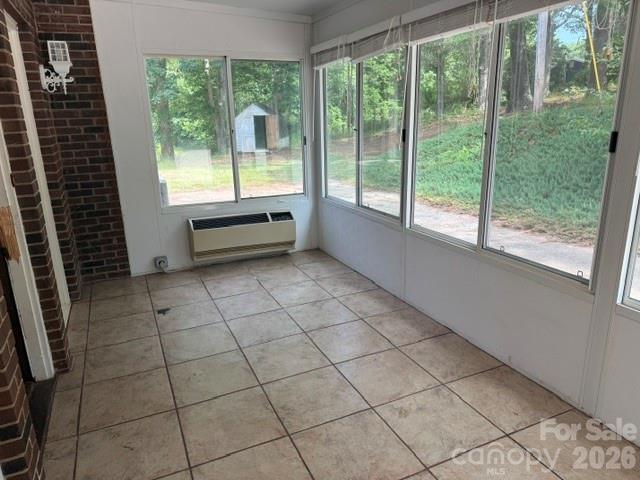 1764 Spurgeon Road — Hickory