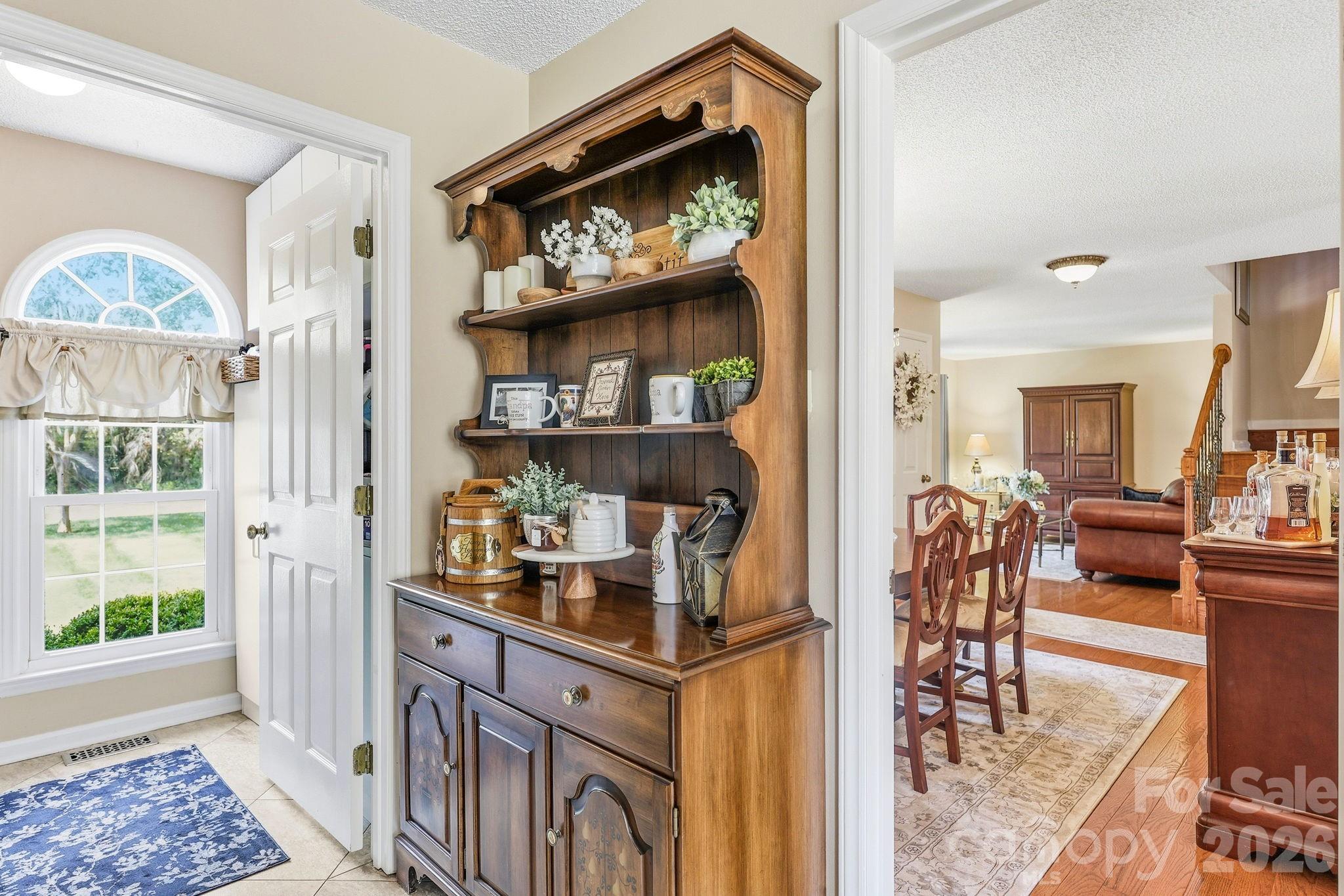 4516 Appaloosa Lane — Charlotte