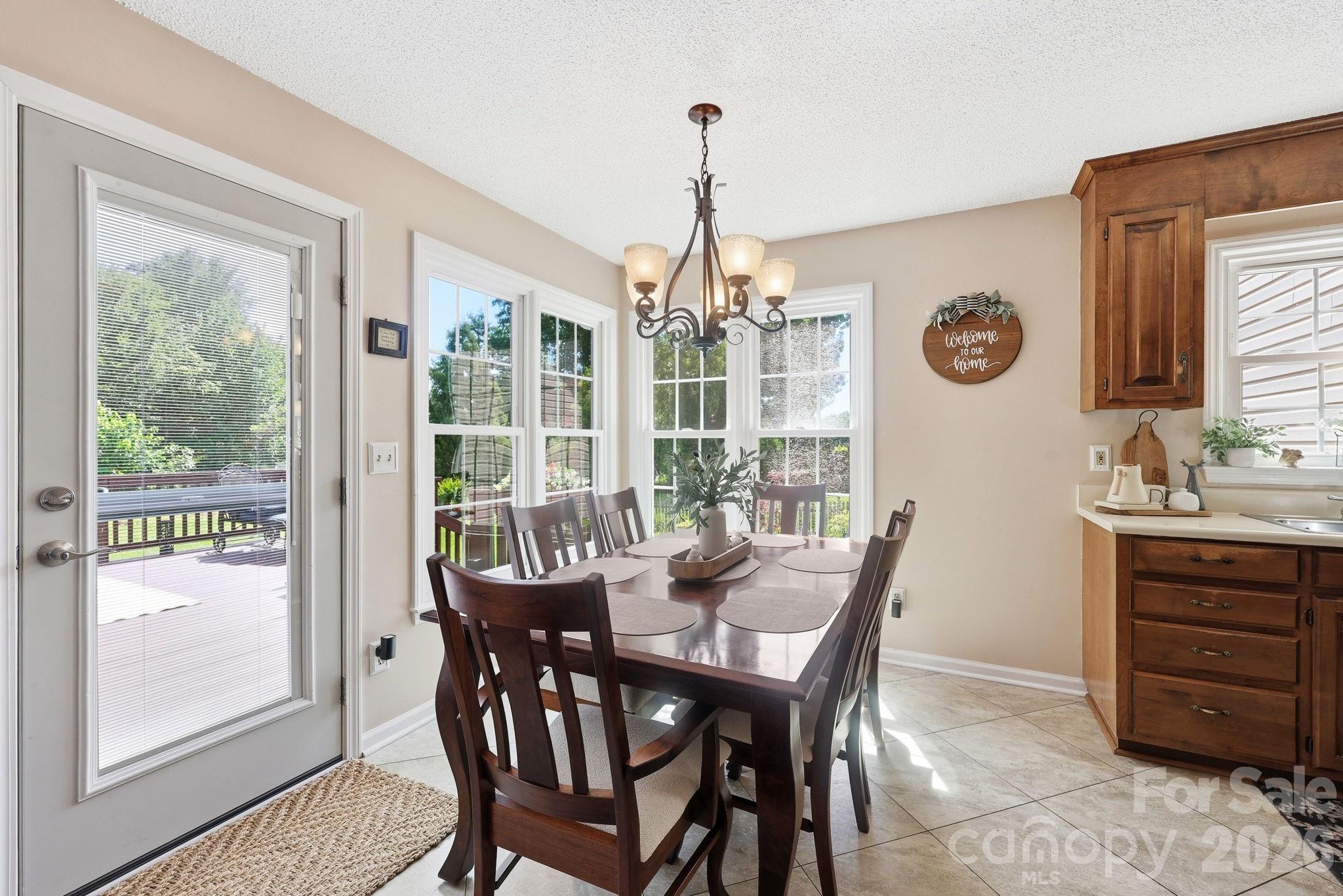 4516 Appaloosa Lane — Charlotte