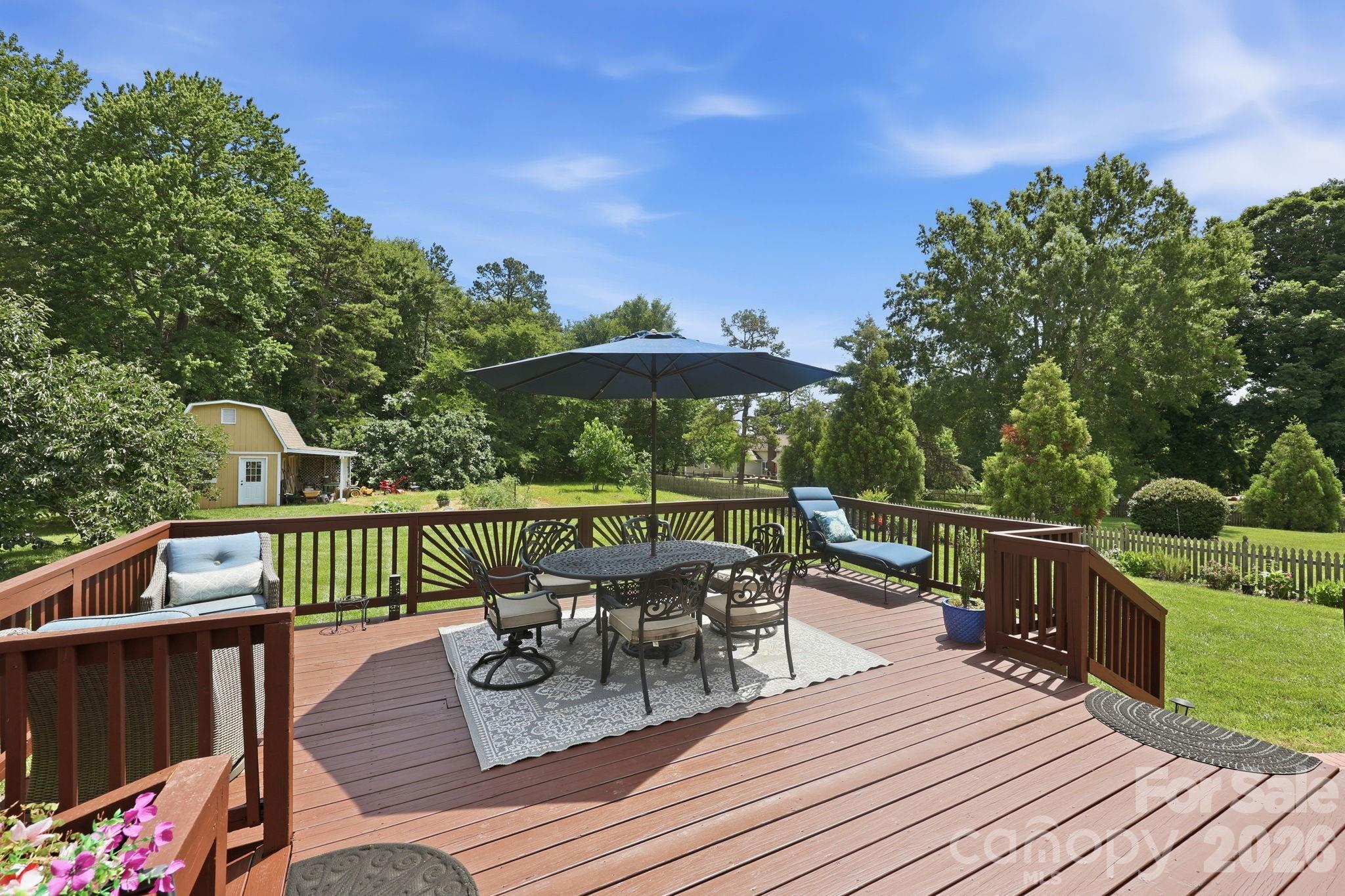 4516 Appaloosa Lane — Charlotte